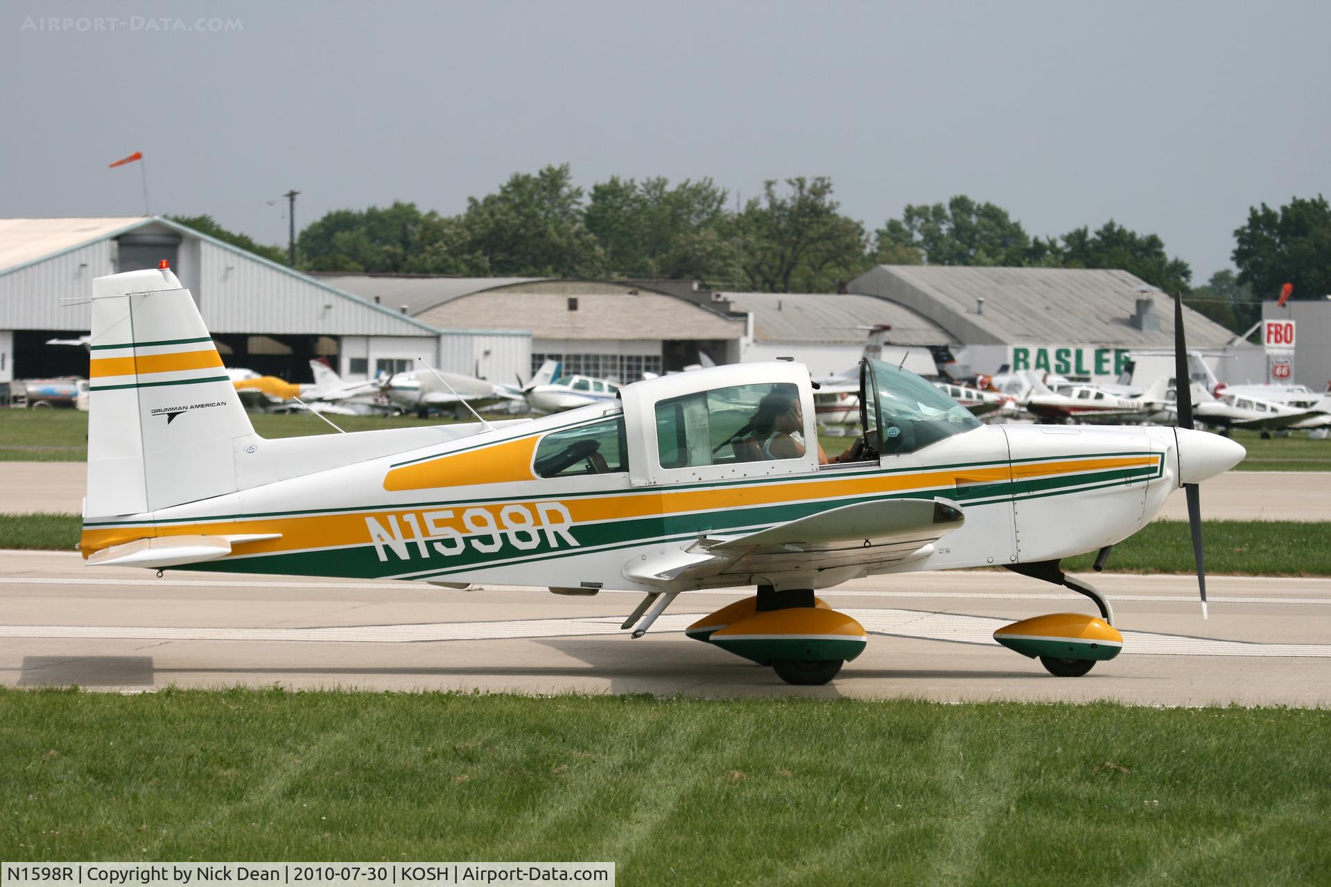 N1598R, 1975 Grumman American AA-5B Tiger C/N AA5B-0098, KOSH