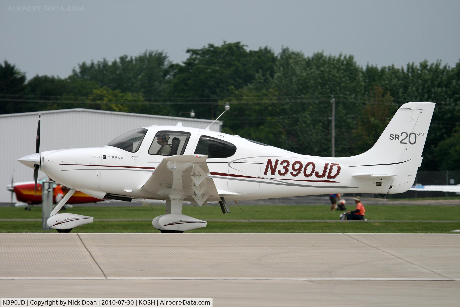 N390JD, Cirrus SR20 GTS C/N 2057, KOSH