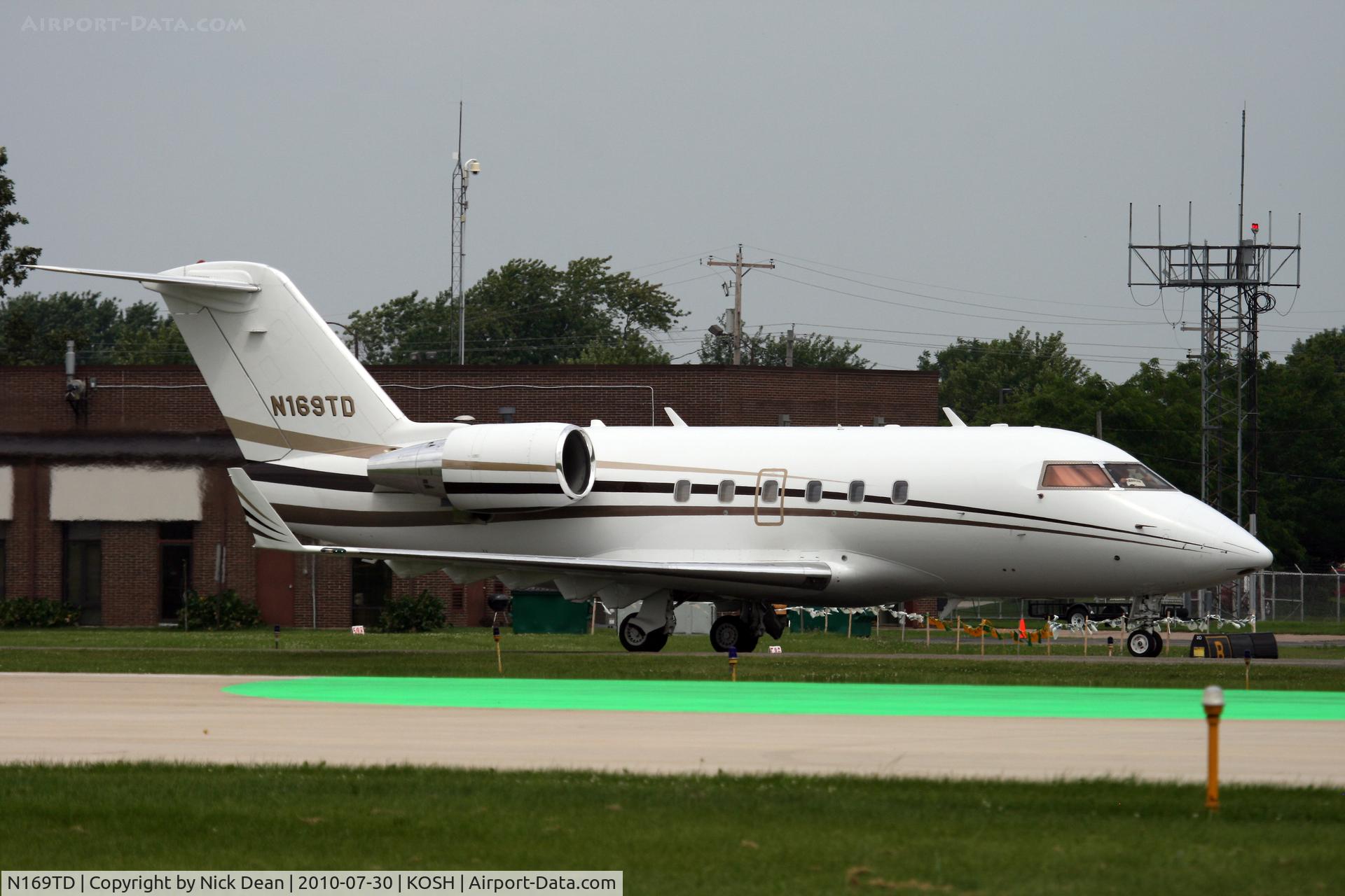 N169TD, 1985 Canadair Challenger 605 (CL-600-2B16) C/N 3041, KOSH