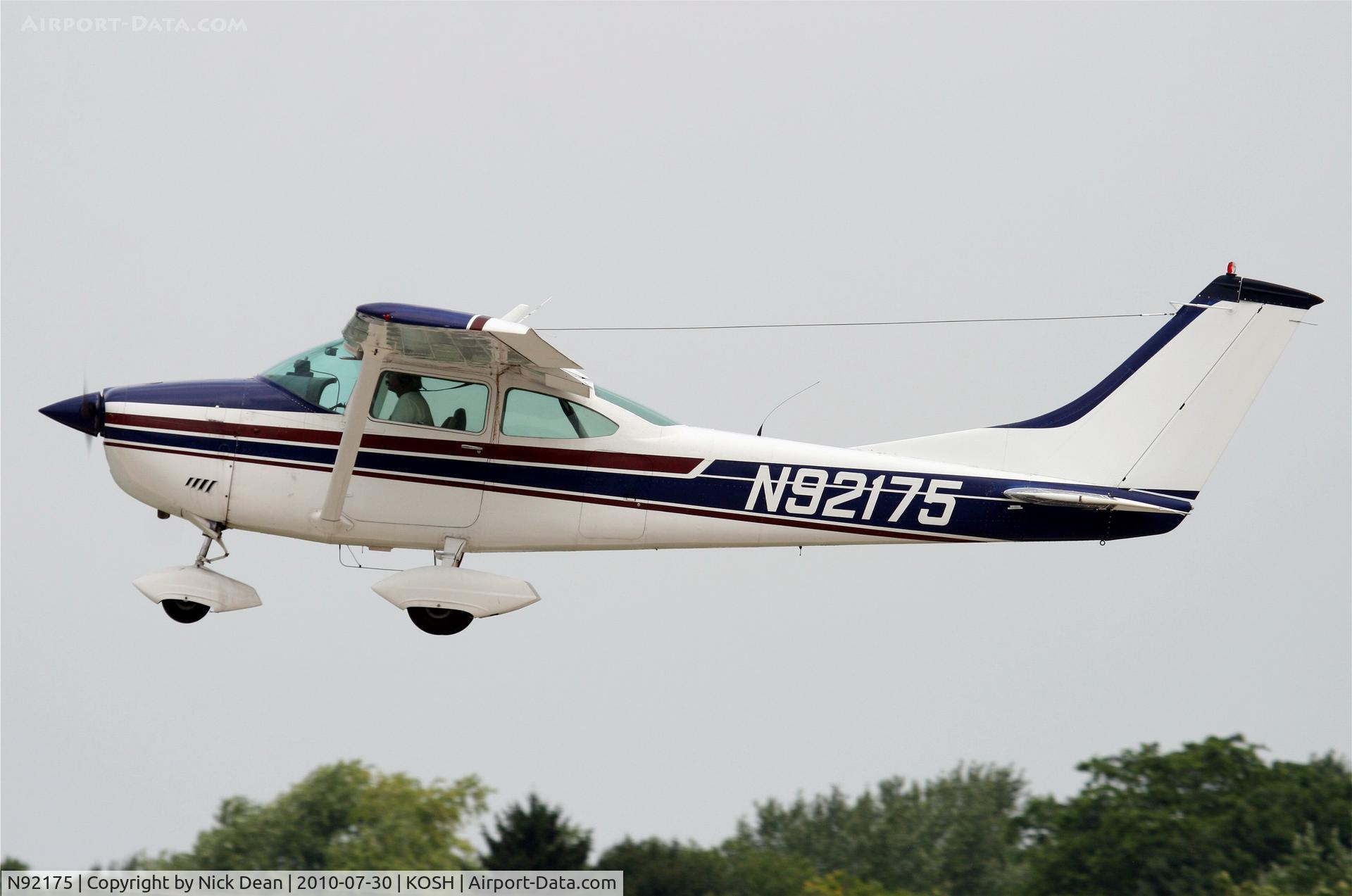 N92175, 1969 Cessna 182N Skylane C/N 18260074, KOSH