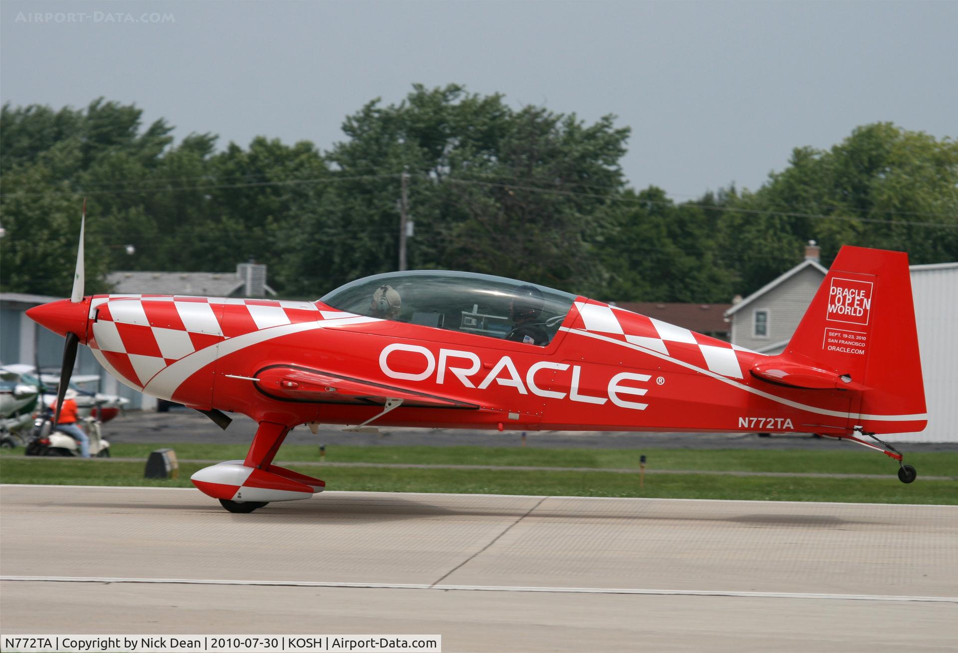 N772TA, 2007 Extra EA-300/L C/N 1260, KOSH