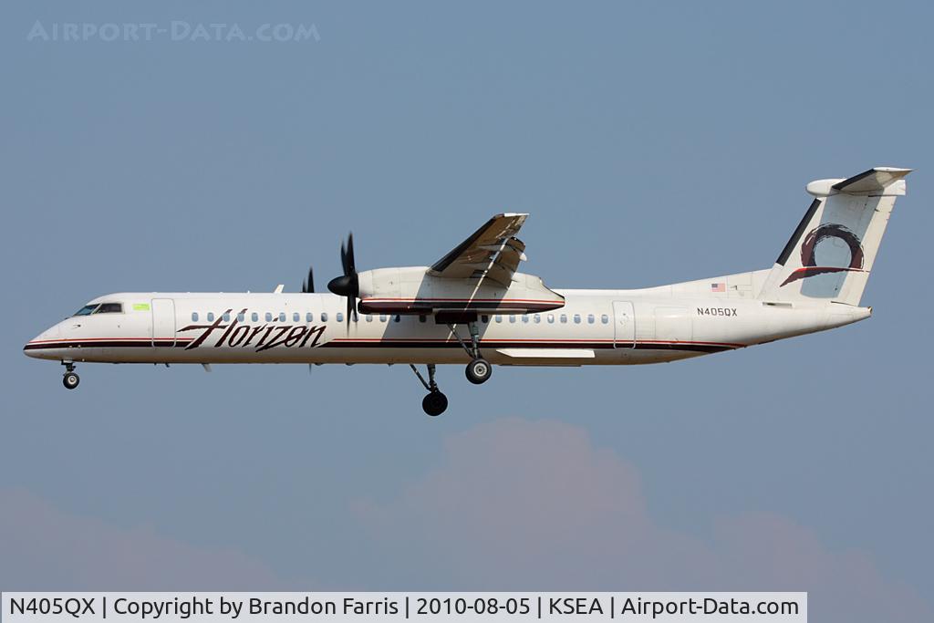N405QX, 2001 Bombardier DHC-8-402 Dash 8 C/N 4047, Coming in on 34L