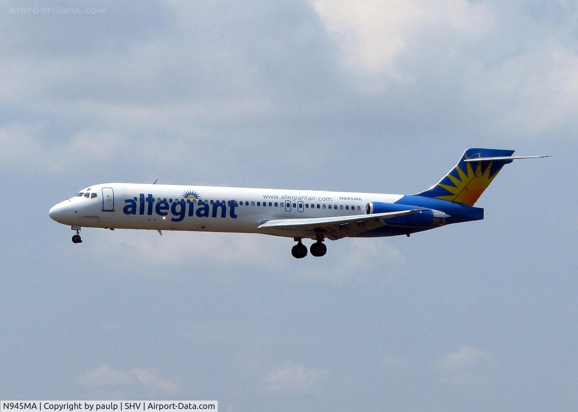 N945MA, 1988 McDonnell Douglas DC-9-87 C/N 49725, Arriving at Shreveport Regional from Laughlin/Bullhead.