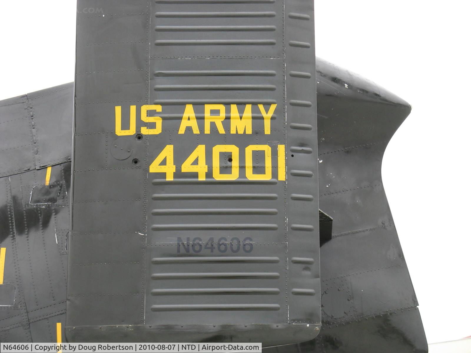 N64606, 1957 Vertol H-21B Workhorse C/N B.154 (54-4001), 1957 Vertol H21B SHAWNEE, Wright R-1820-103 Cyclone 1,425 Hp. This is the very last and only 'Banana' flying-restoration Classic Rotors Museum. Experimental class.