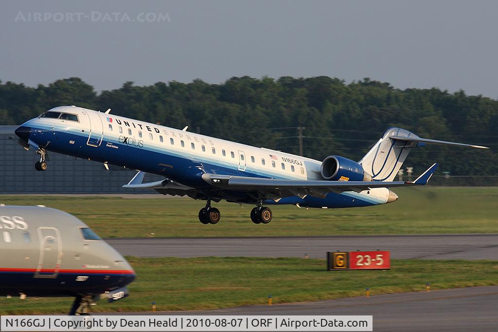 N166GJ, 2008 Bombardier CRJ-702 (CL-600-2C10) Regional Jet C/N 10266, United Express (GoJet Airlines) N166GJ (FLT GJS7352) departing RWY 5 en route to Chicago O'Hare Int'l (KORD).