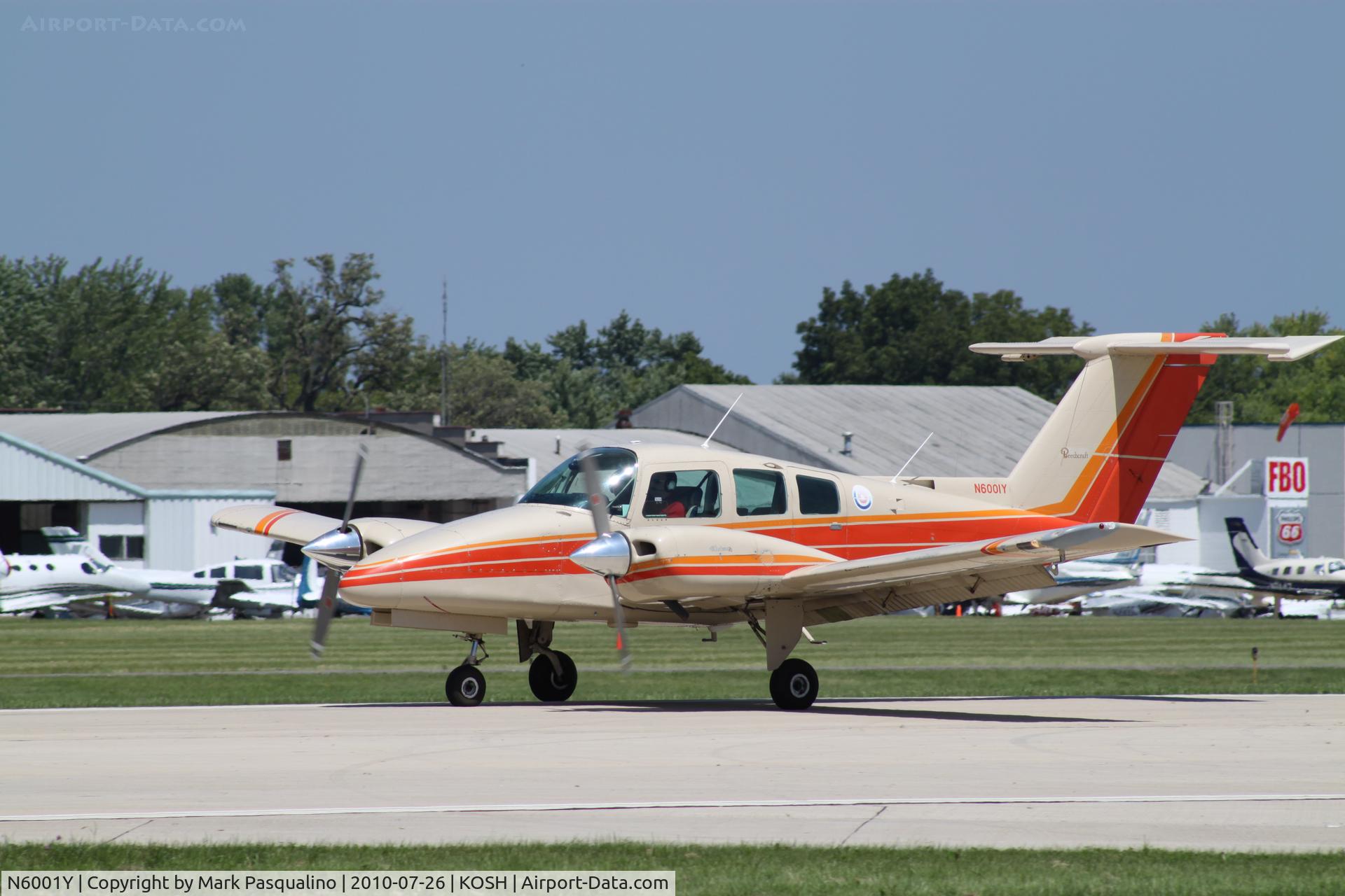 N6001Y, 1978 Beech 76 Duchess C/N ME-119, Beech 76