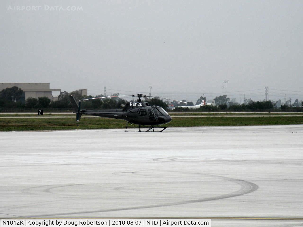 N1012K, 2006 Eurocopter AS-350B-2 Ecureuil Ecureuil C/N 4188, 2006 Eurocopter AS 350 B2 Ecureuil (Squirrel) SUPERSTAR, one 732 shp Turbomeca Arriel 1D1 transmission takeoff rating 590 shp, Press coverage helo