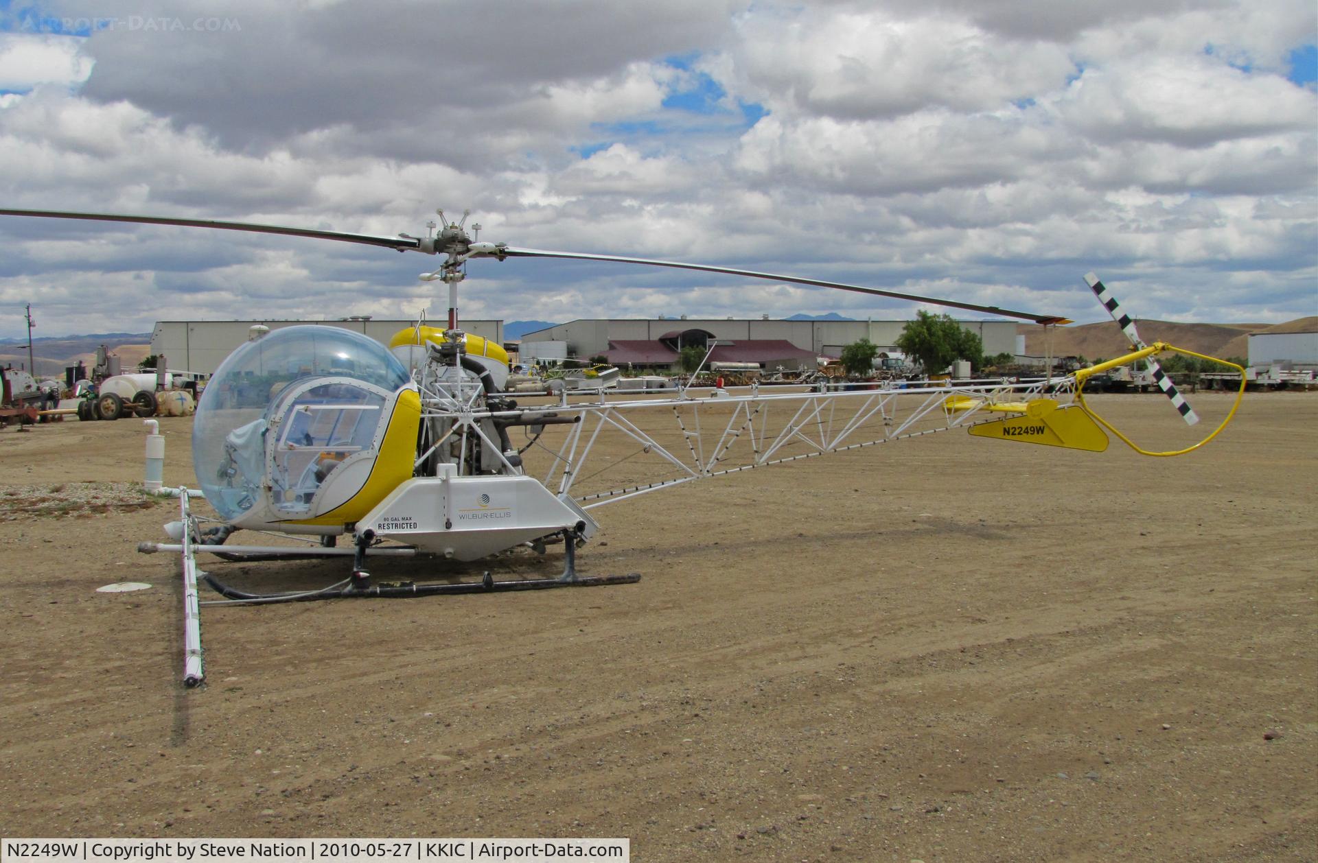 N2249W, 1969 Bell 47G-5 C/N 7963, Wilbur-Ellis Bell 47G-5 sprayer with new titles (ex-Soilserv)
