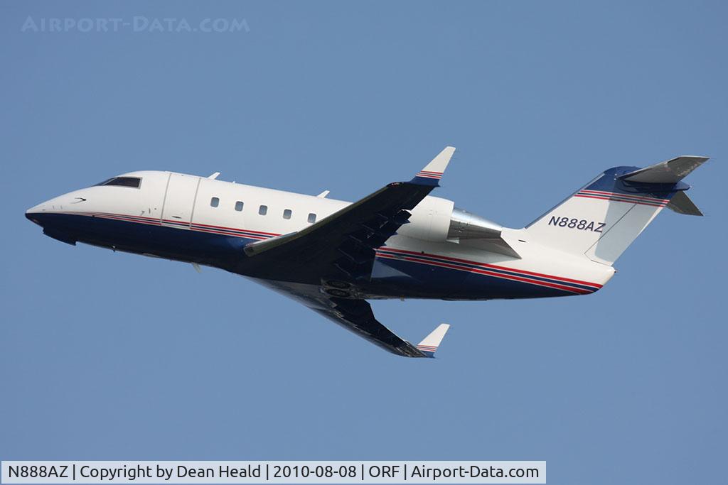 N888AZ, 1984 Canadair Challenger 601 (CL-600-2A12) C/N 3024, MARI LLC's 1984 Canadair Challenger 601 N888AZ climbing out from RWY 5 en route to St. Paul Holman Field (KSTP).