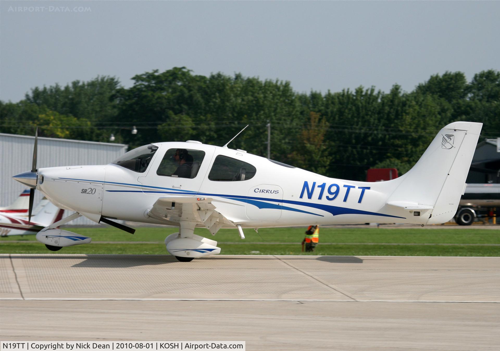 N19TT, 2003 Cirrus SR20 C/N 1382, KOSH