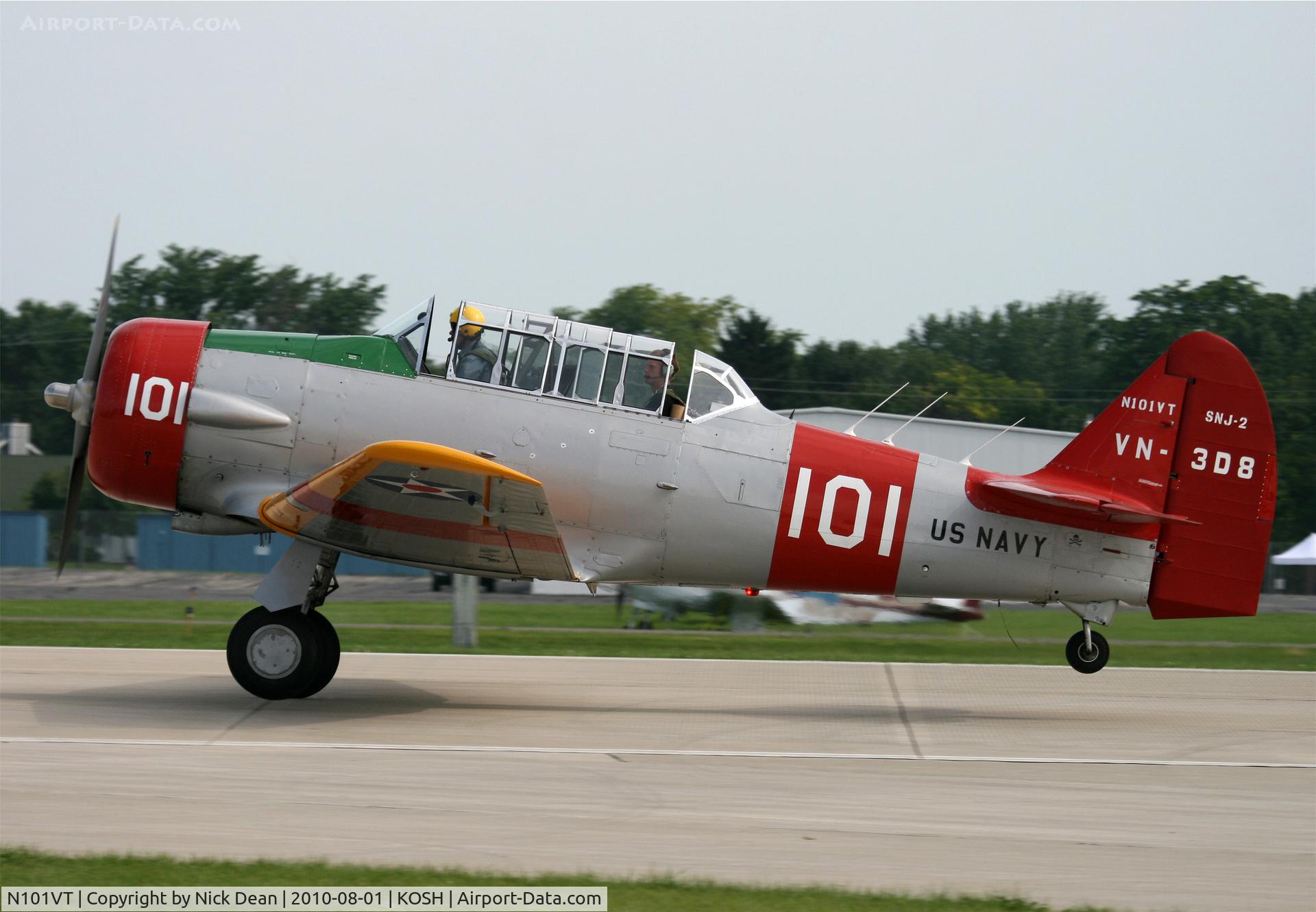 N101VT, 1958 North American AT-6C Texan C/N 88-13384, KOSH