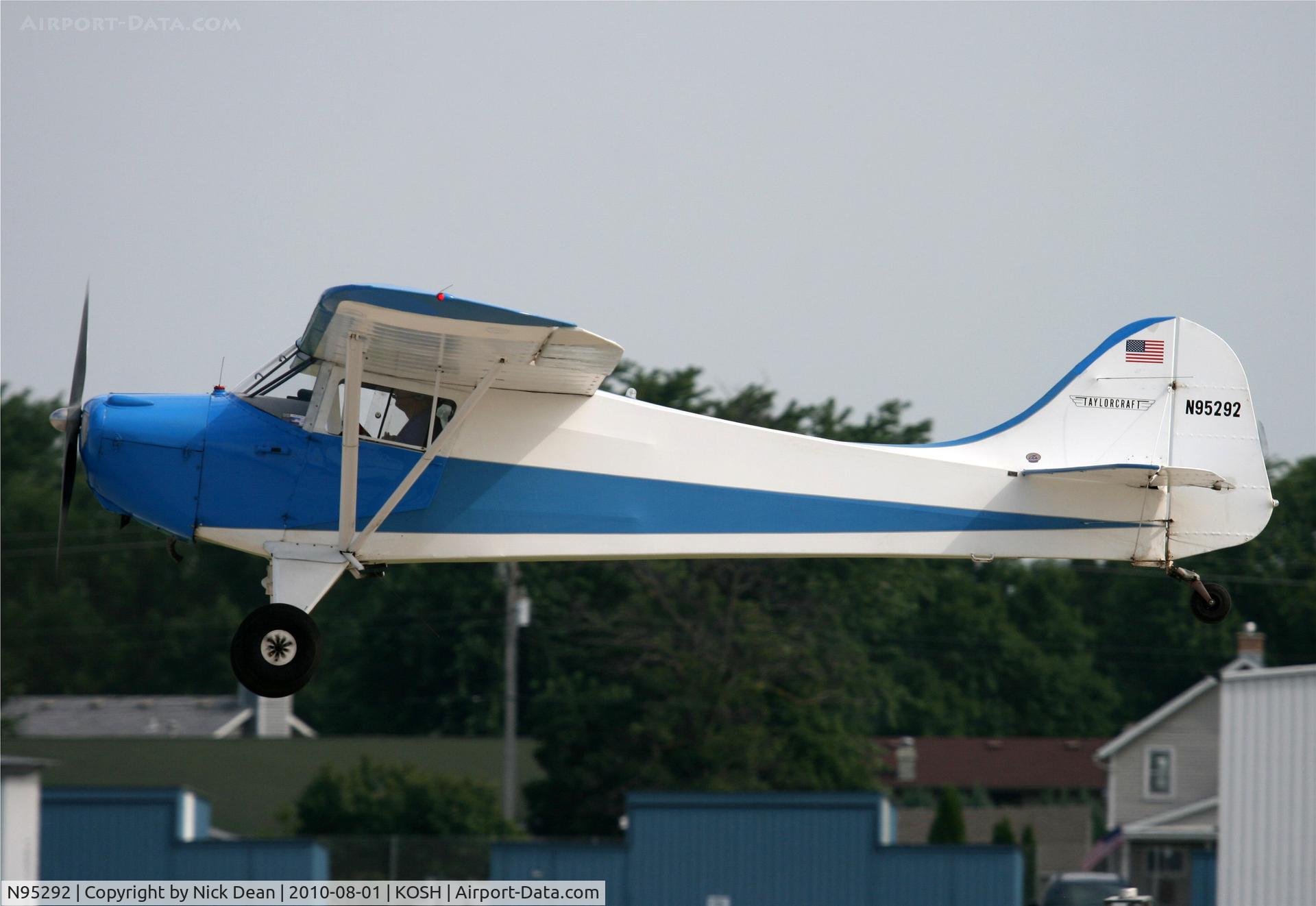 N95292, 1946 Taylorcraft BC12-D C/N 9692, KOSH