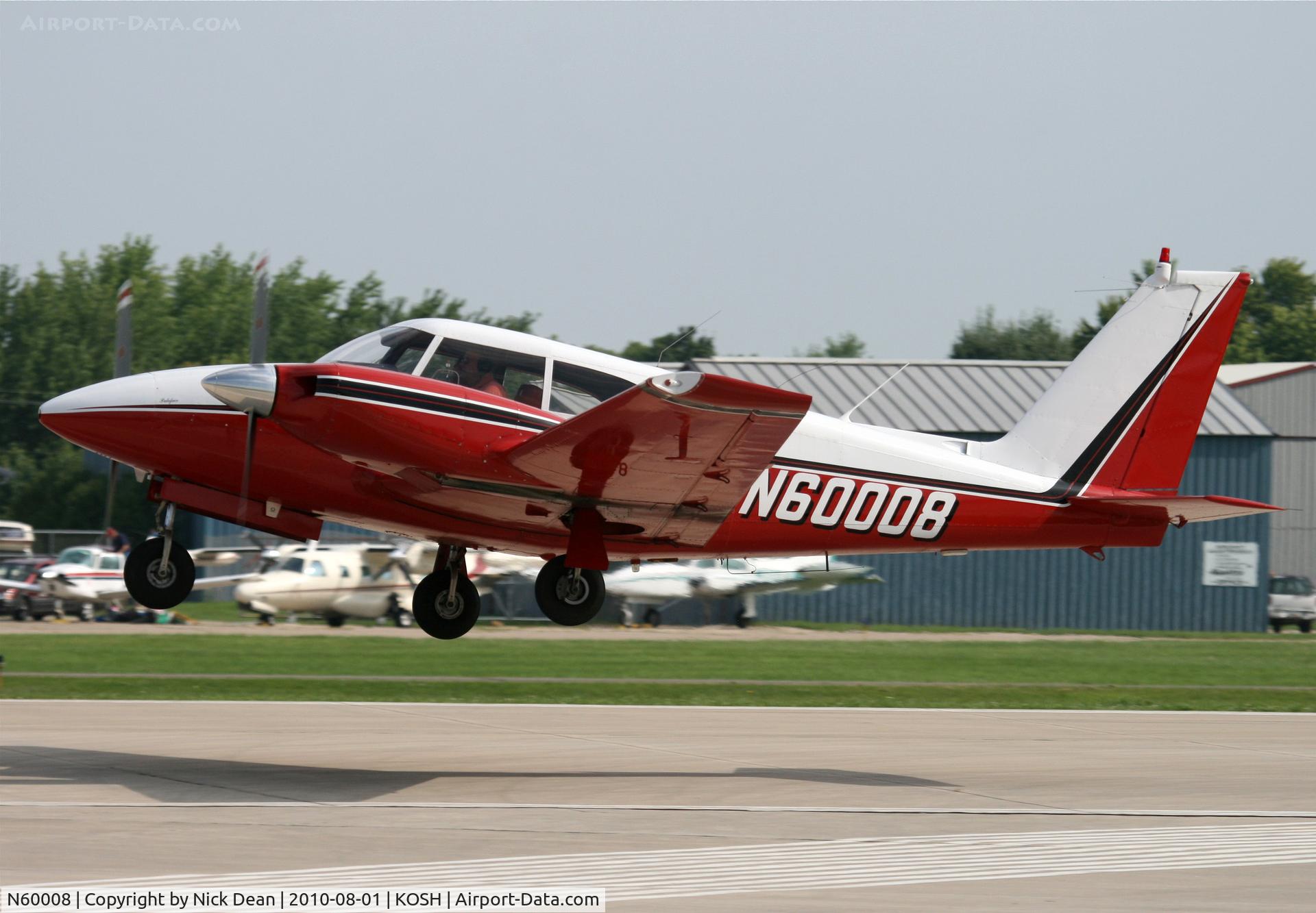 N60008, 1964 Piper PA-30 Twin Comanche C/N 30-256, KOSH