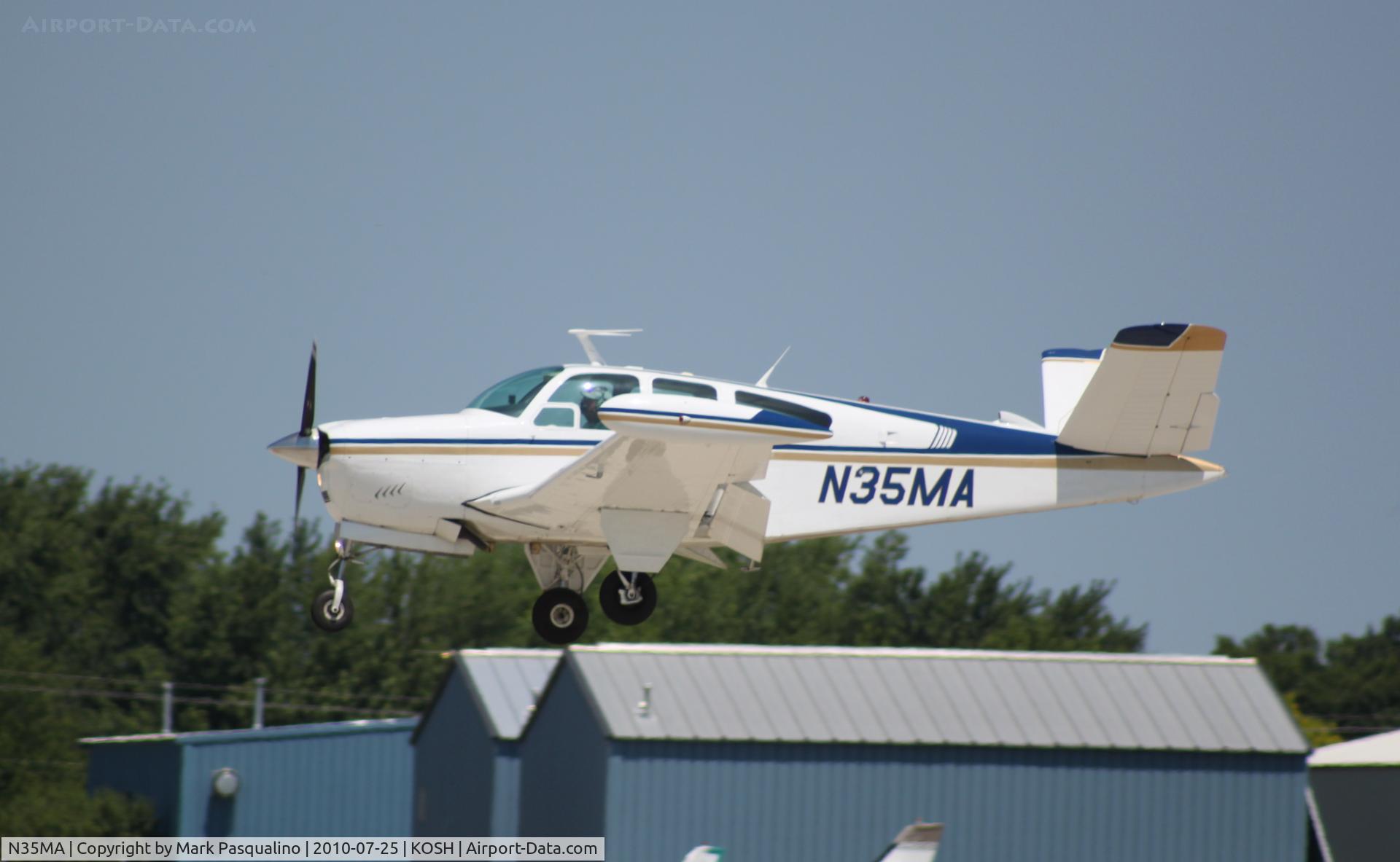 N35MA, 1969 Beech V35A Bonanza C/N D-8925, Beech V35A