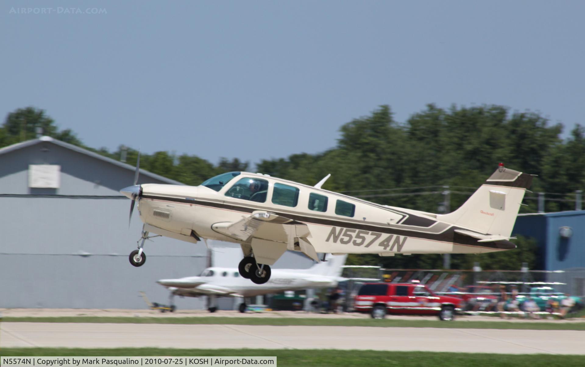 N5574N, 1990 Beech A36 Bonanza 36 C/N E-2525, Beech A36