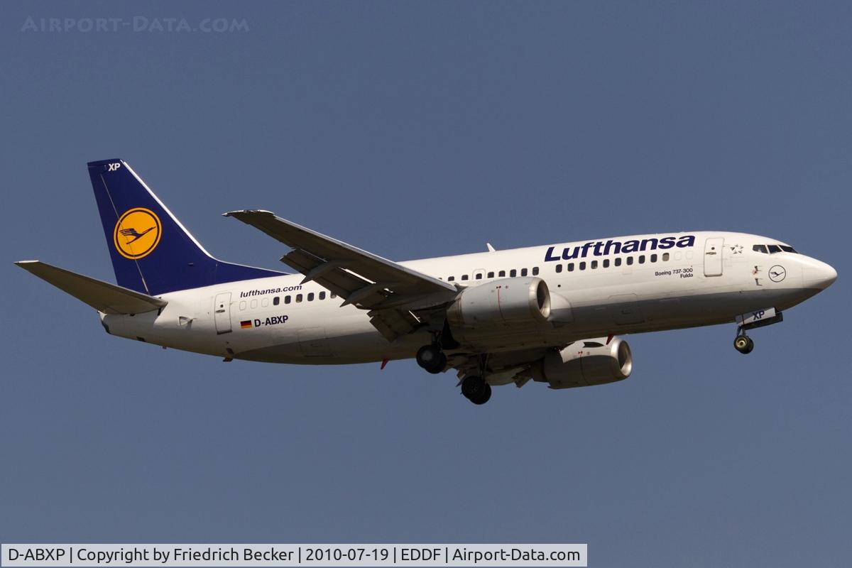 D-ABXP, 1988 Boeing 737-330 C/N 23874, on final RW07R