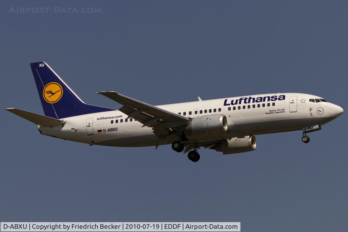 D-ABXU, 1989 Boeing 737-330 C/N 24282, on final RW07R