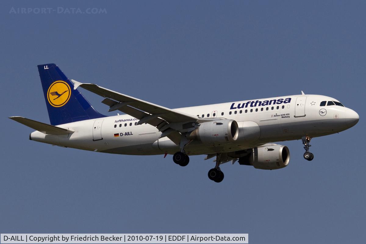 D-AILL, 1997 Airbus A319-114 C/N 689, on final RW07R