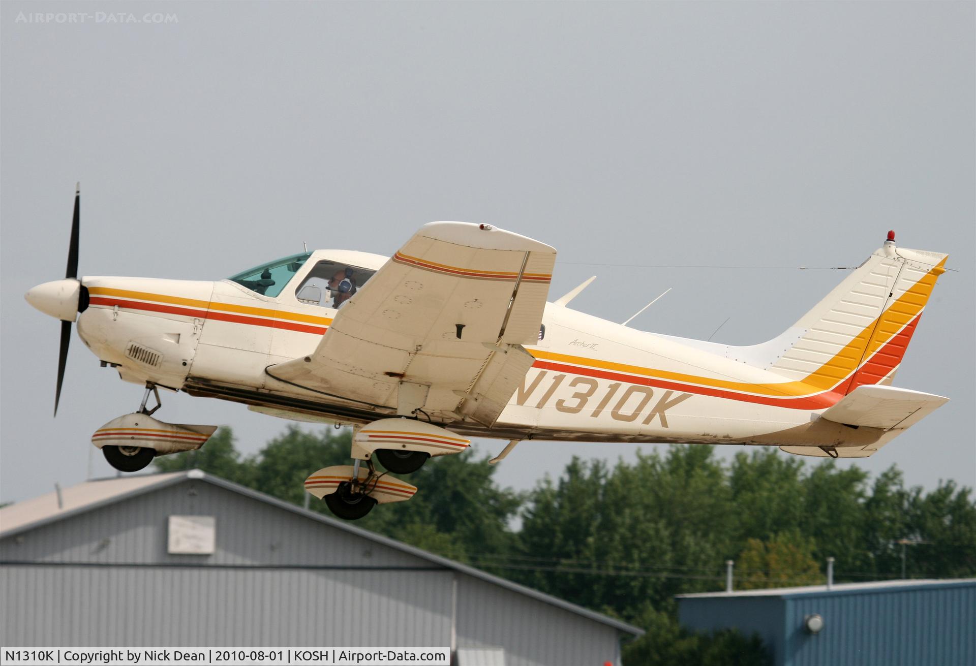 N1310K, 1976 Piper PA-28-181 C/N 28-7790216, KOSH