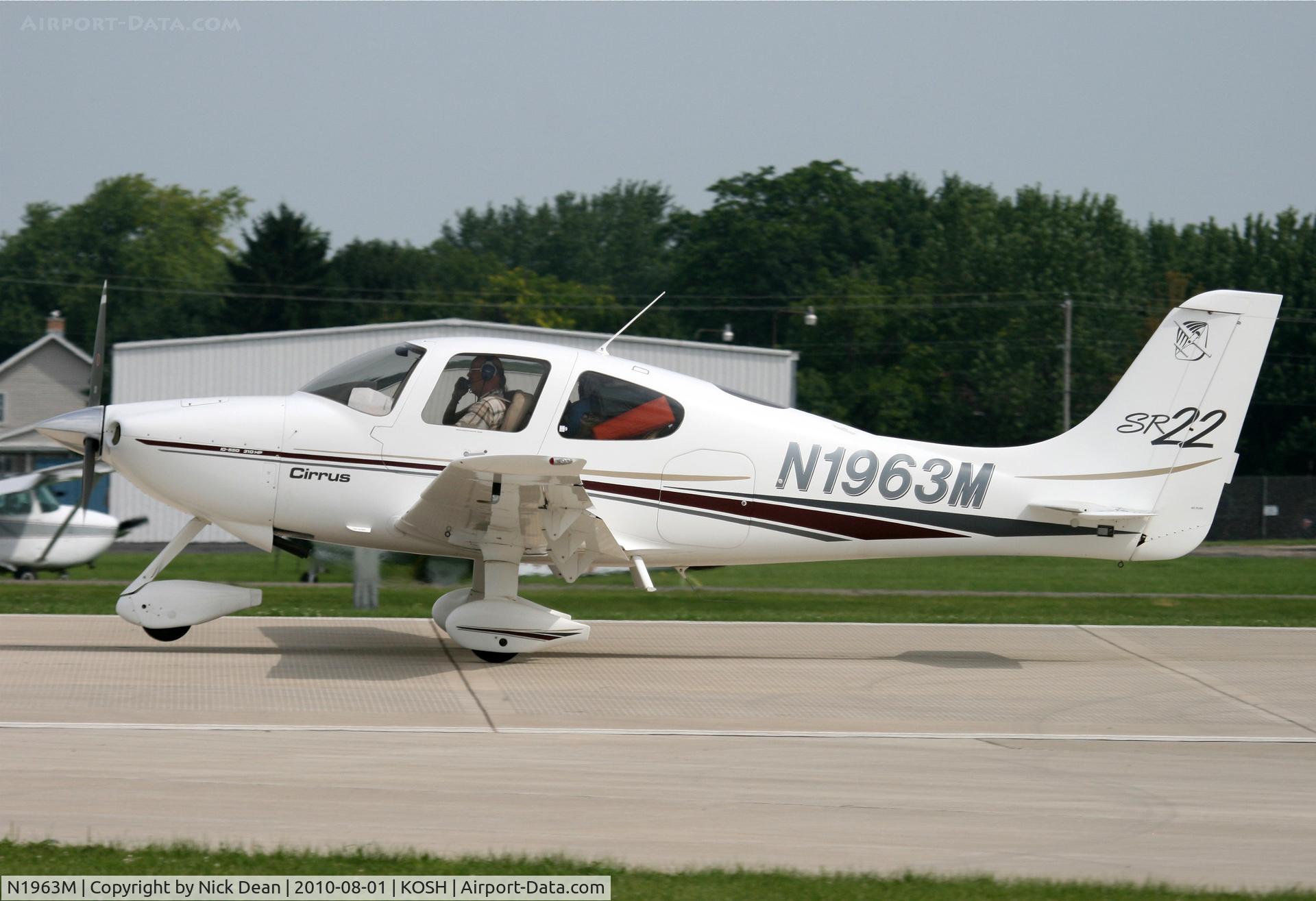 N1963M, 2002 Cirrus SR22 C/N 0355, KOSH