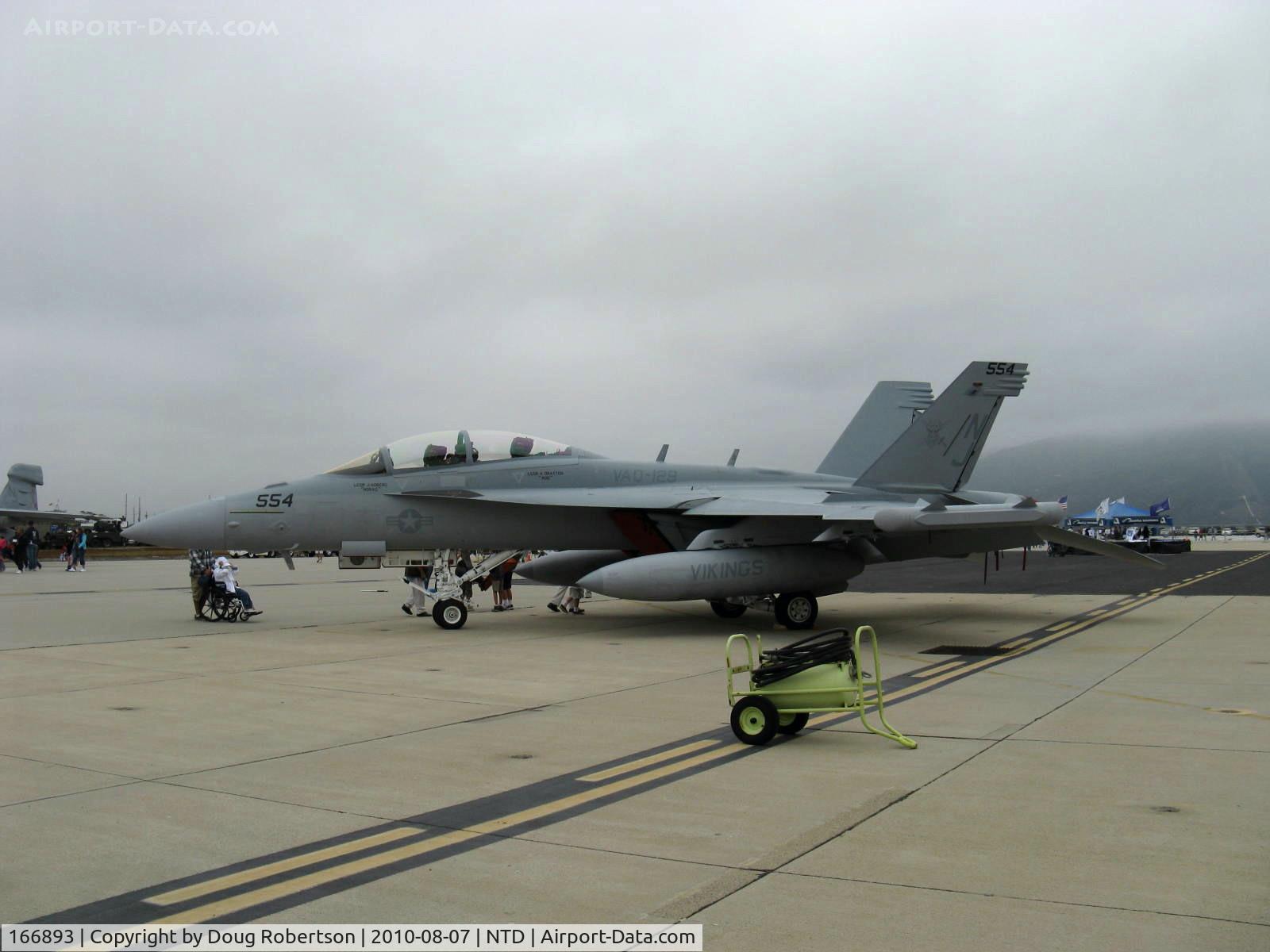 166893, Boeing EA-18G Growler C/N G-5, Boeing EA-18G GROWLER Electronic Countermeasures aircraft of VX-30 VIKINGS at NTD to replace Grumman EA-6B PROWLER for close-in support and  jamming.