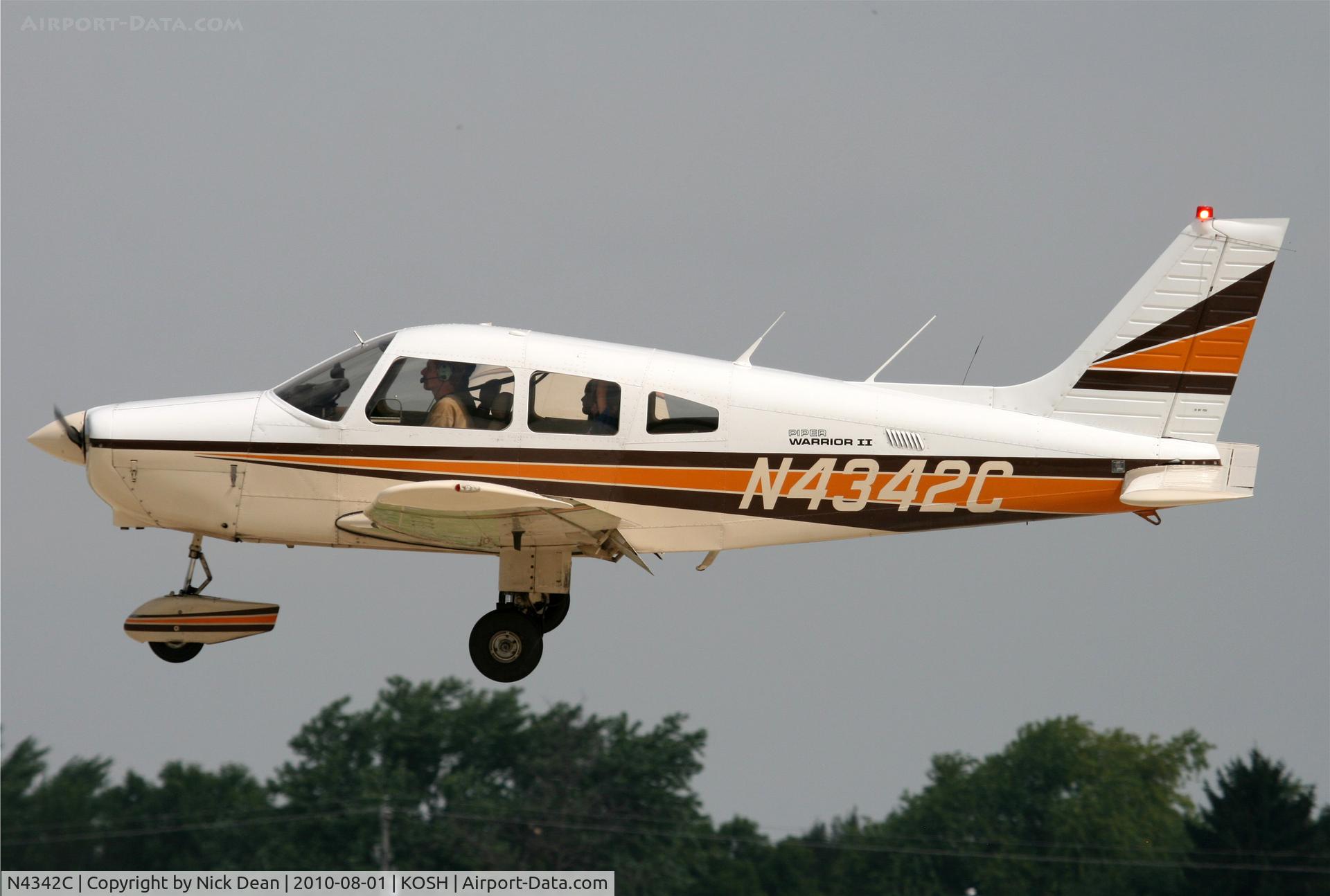 N4342C, 1984 Piper PA-28-161 Warrior II C/N 28-8416051, KOSH