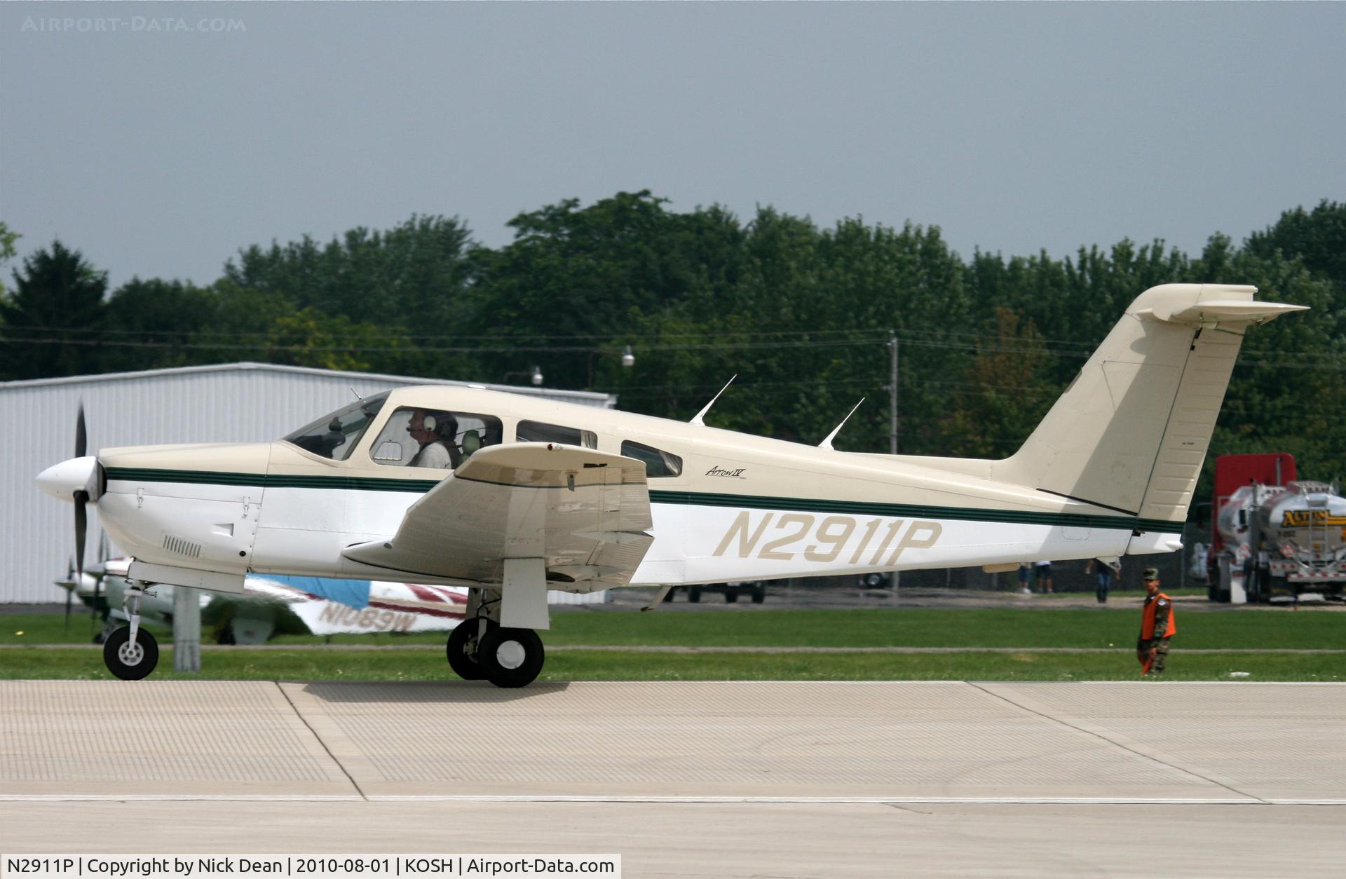 N2911P, 1979 Piper PA-28RT-201 Arrow IV C/N 28R-7918216, KOSH