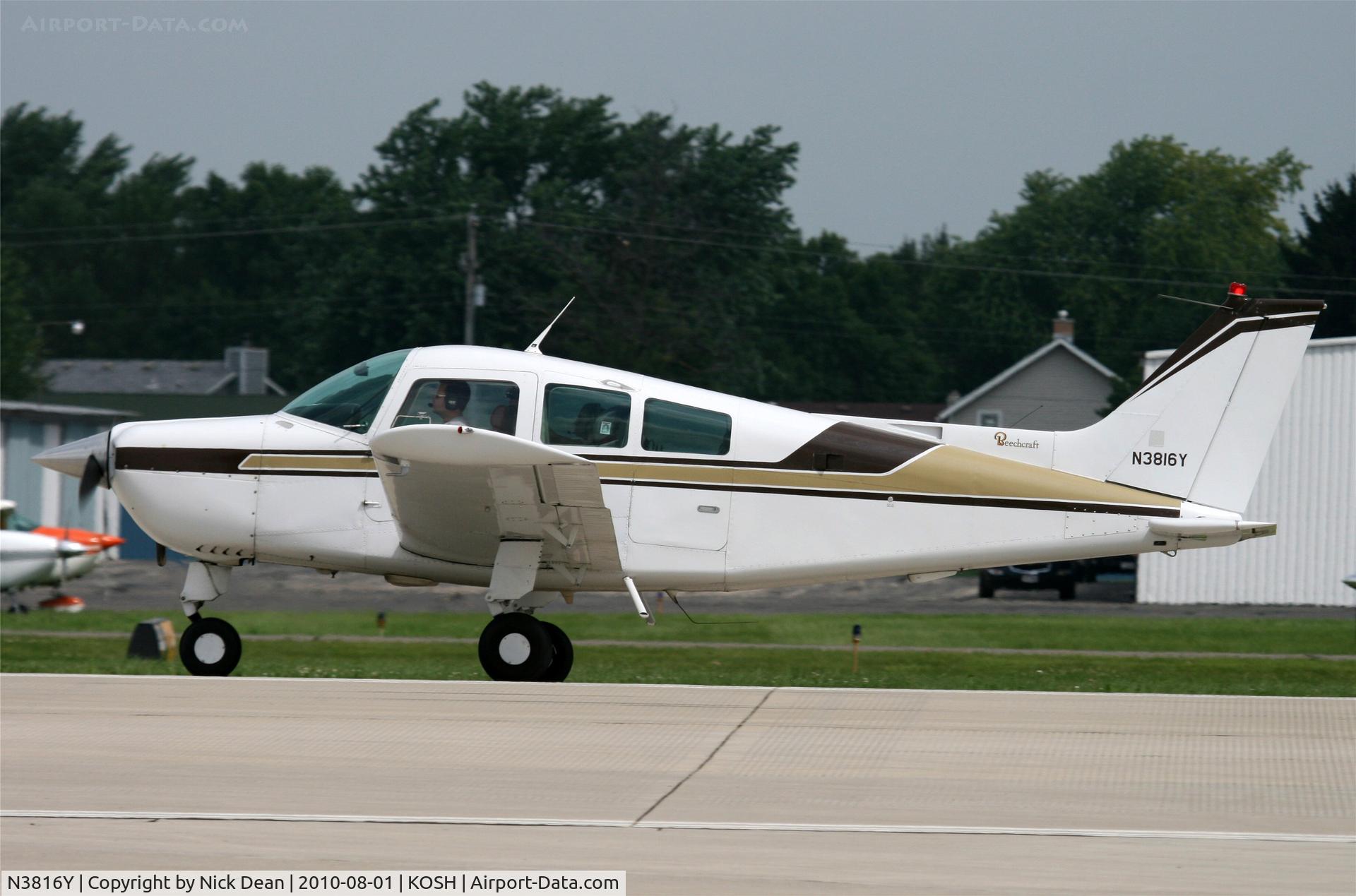 N3816Y, 1981 Beech C23 Sundowner 180 C/N M-2304, KOSH