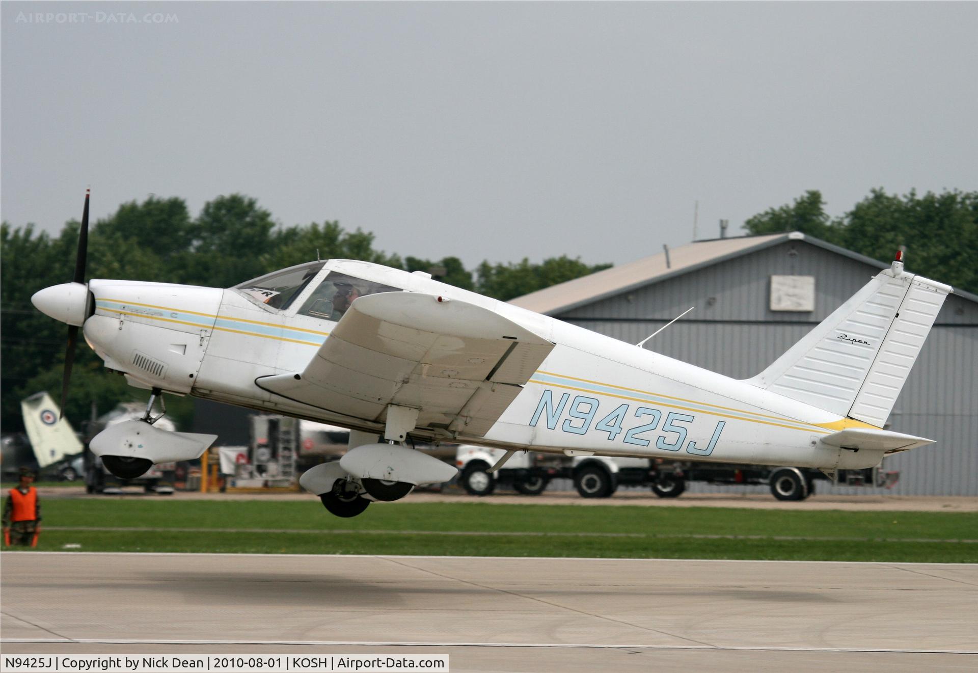 N9425J, 1966 Piper PA-28-180 C/N 28-3536, KOSH