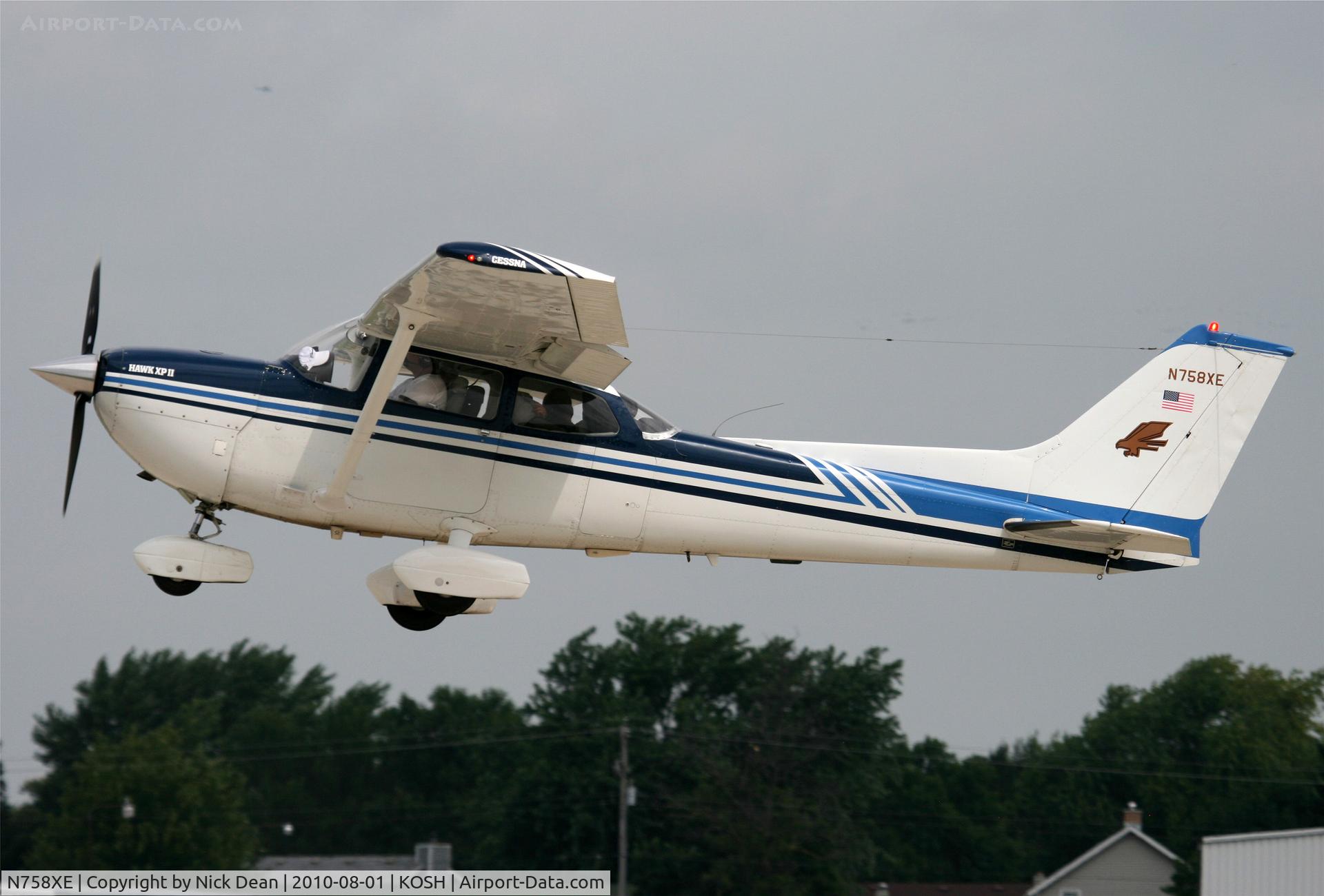 N758XE, 1981 Cessna R172K Hawk XP C/N R1723434, KOSH