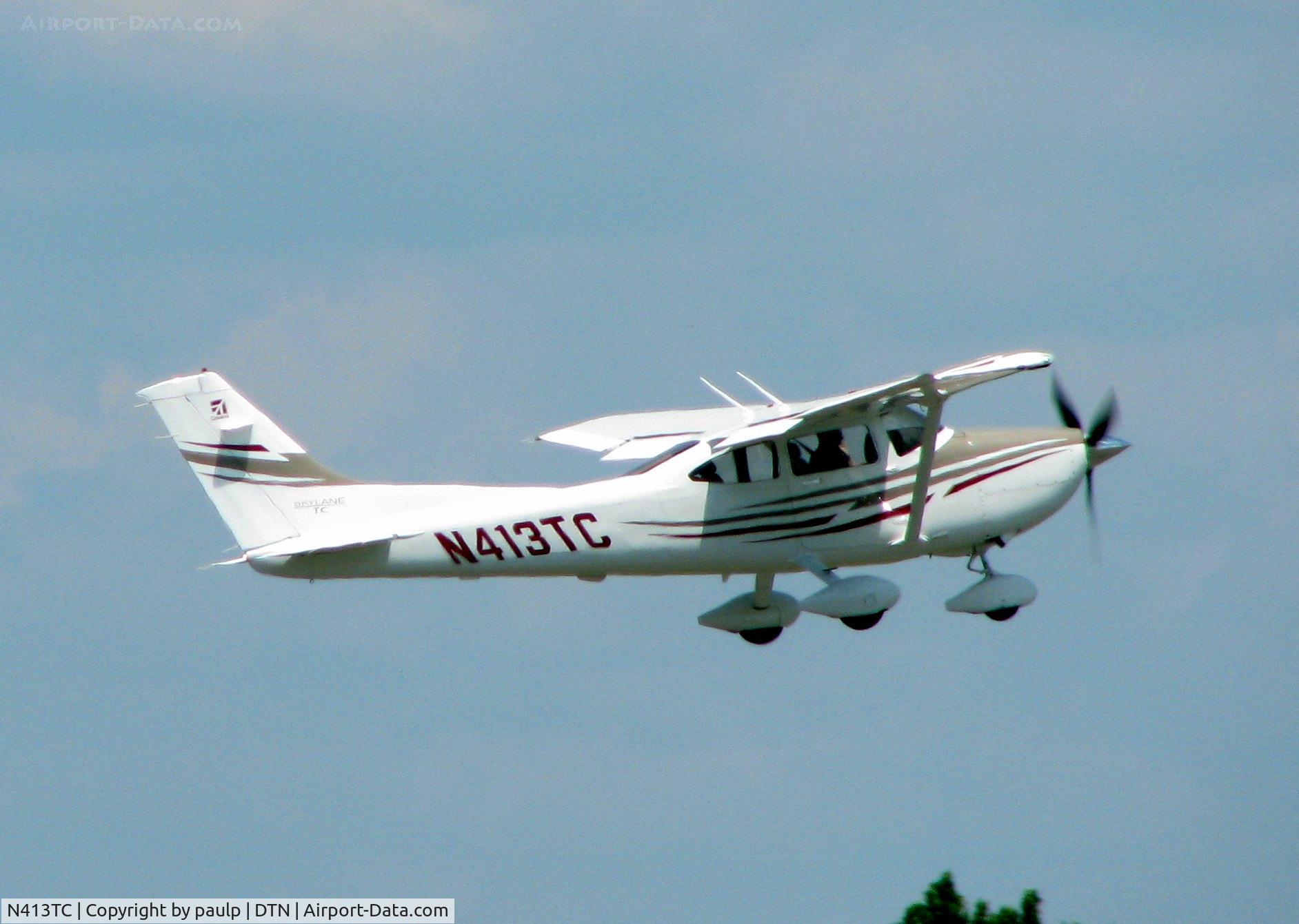 N413TC, 2005 Cessna T182T Turbo Skylane C/N T18208423, Off of 14 at Downtown Shreveport.