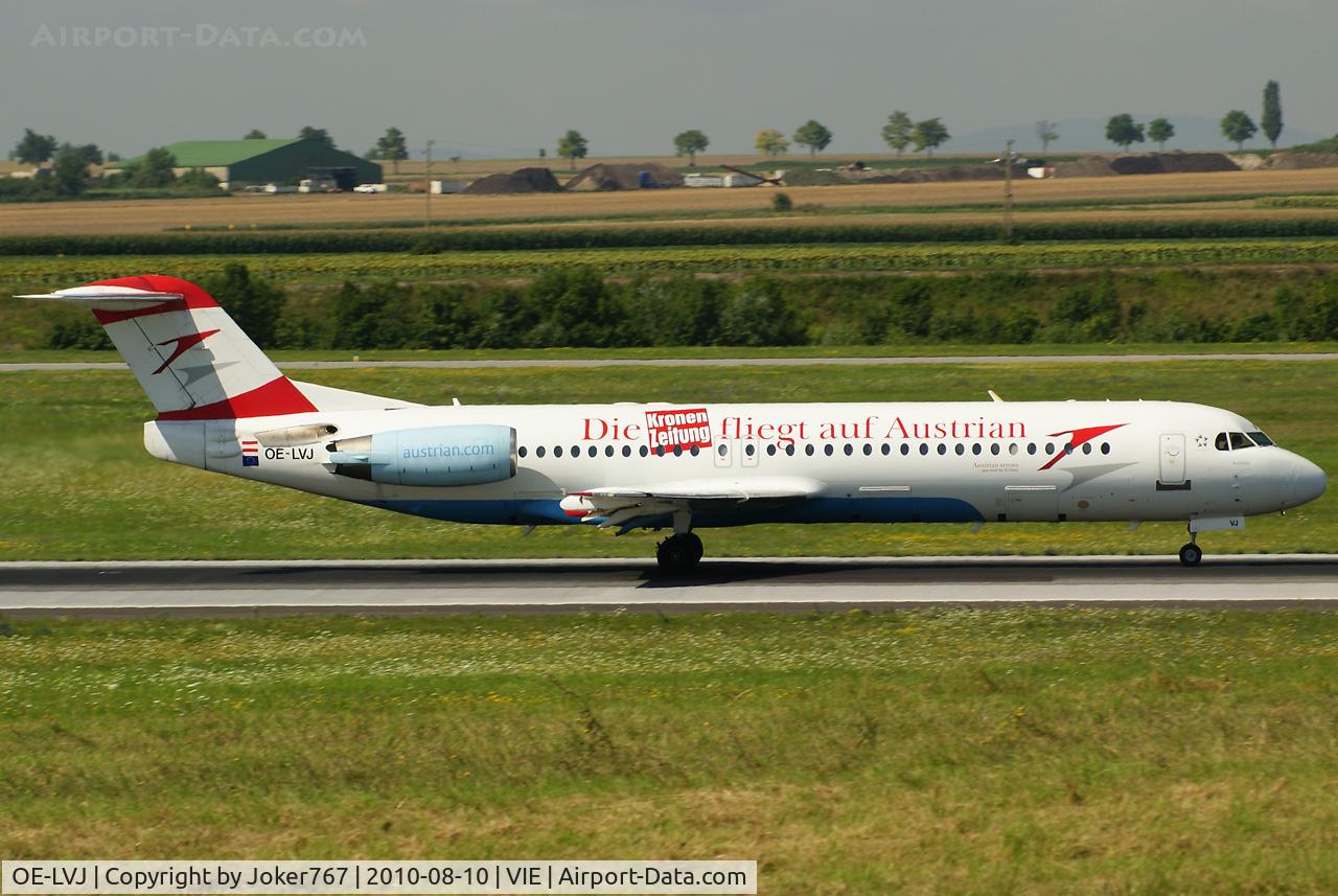 OE-LVJ, 1991 Fokker 100 (F-28-0100) C/N 11359, Austrian arrows