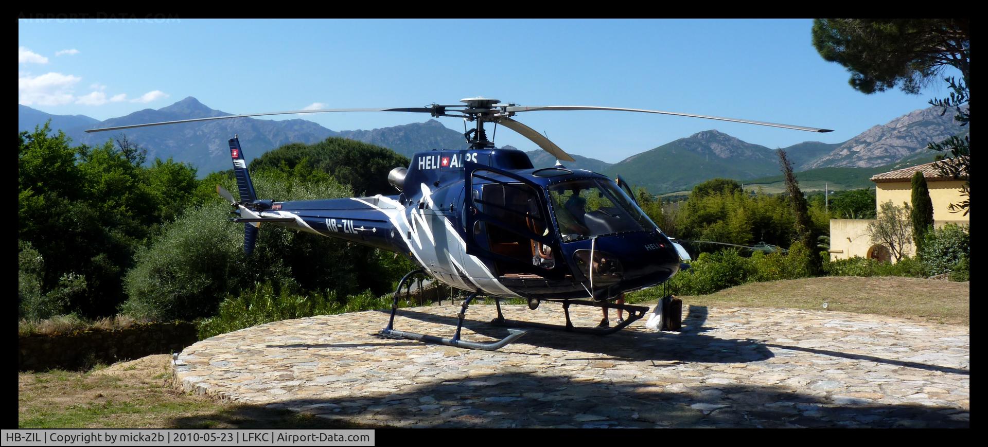 HB-ZIL, Aerospatiale AS-350B-2 Ecureuil C/N 4602, Parked at Signoria.