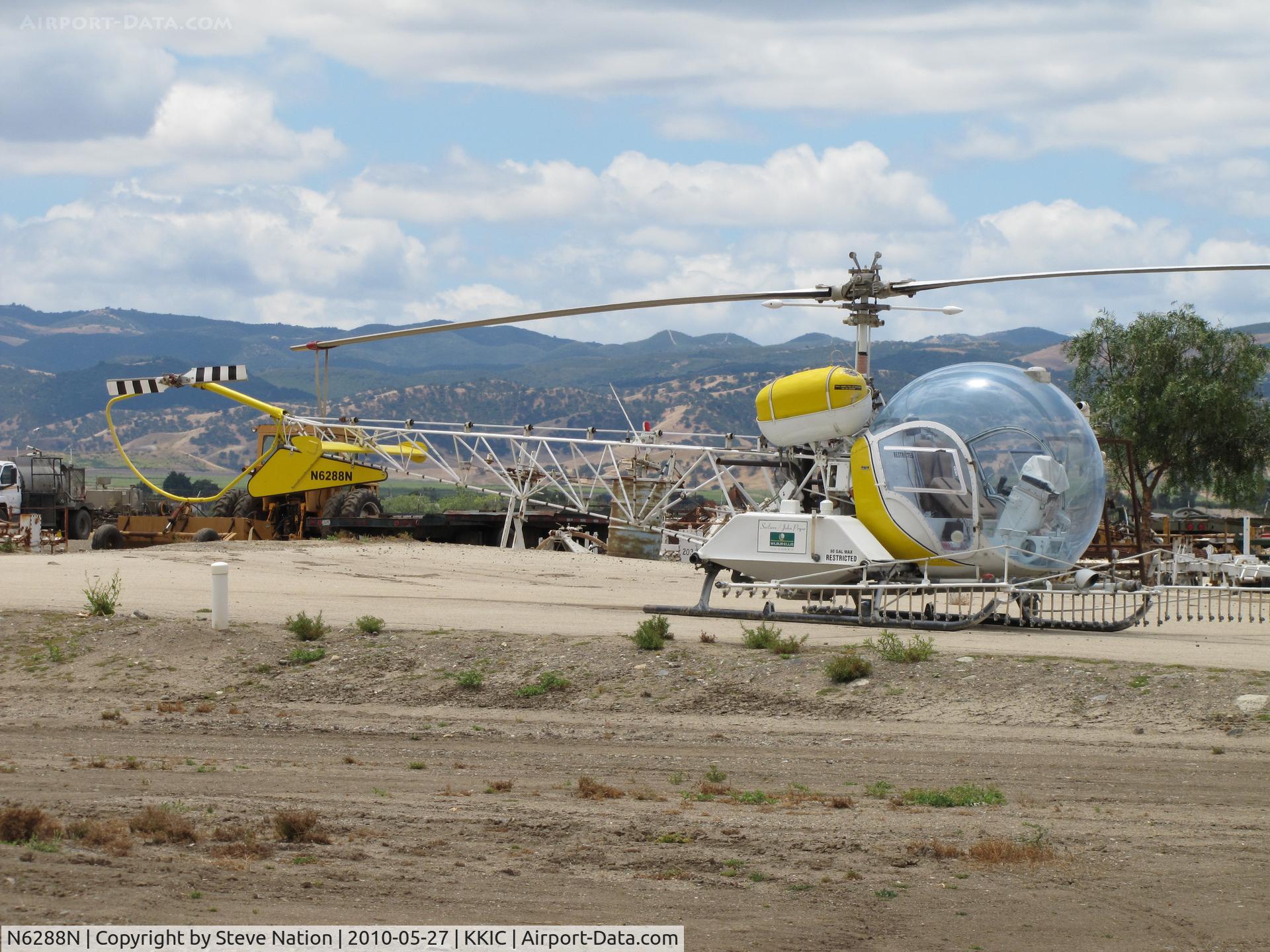 N6288N, 1968 Bell 47G-5 C/N 7888, 1968 Bell 47G-5 sprayer in old titles