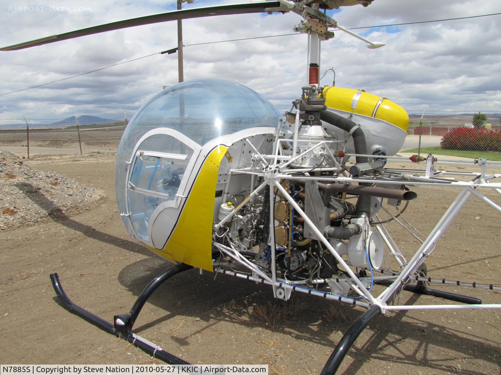 N7885S, 1967 Bell 47G-5 C/N 7873, Wilbur-Ellis 1967 Bell 47G-5 off of 1200 hour maintenance minus titles, tank and spray gear (close-up of engine)