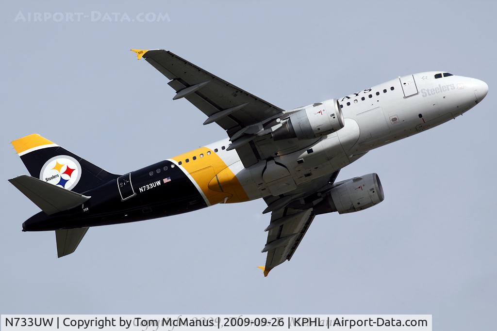 N733UW, 2000 Airbus A319-112 C/N 1205, US Airways Logojet displaying Pittsburgh Steelers livery climbing out from 9L at PHL