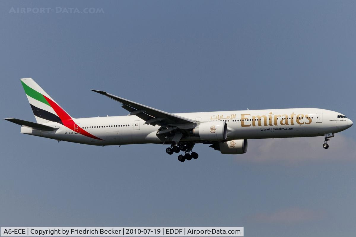 A6-ECE, 2007 Boeing 777-31H/ER C/N 35575, on final RW07R