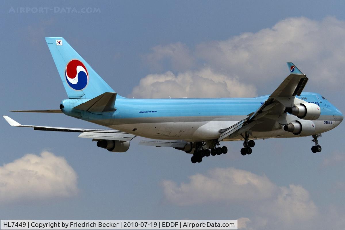 HL7449, 2000 Boeing 747-4B5F/SCD C/N 26411, on final RW07R