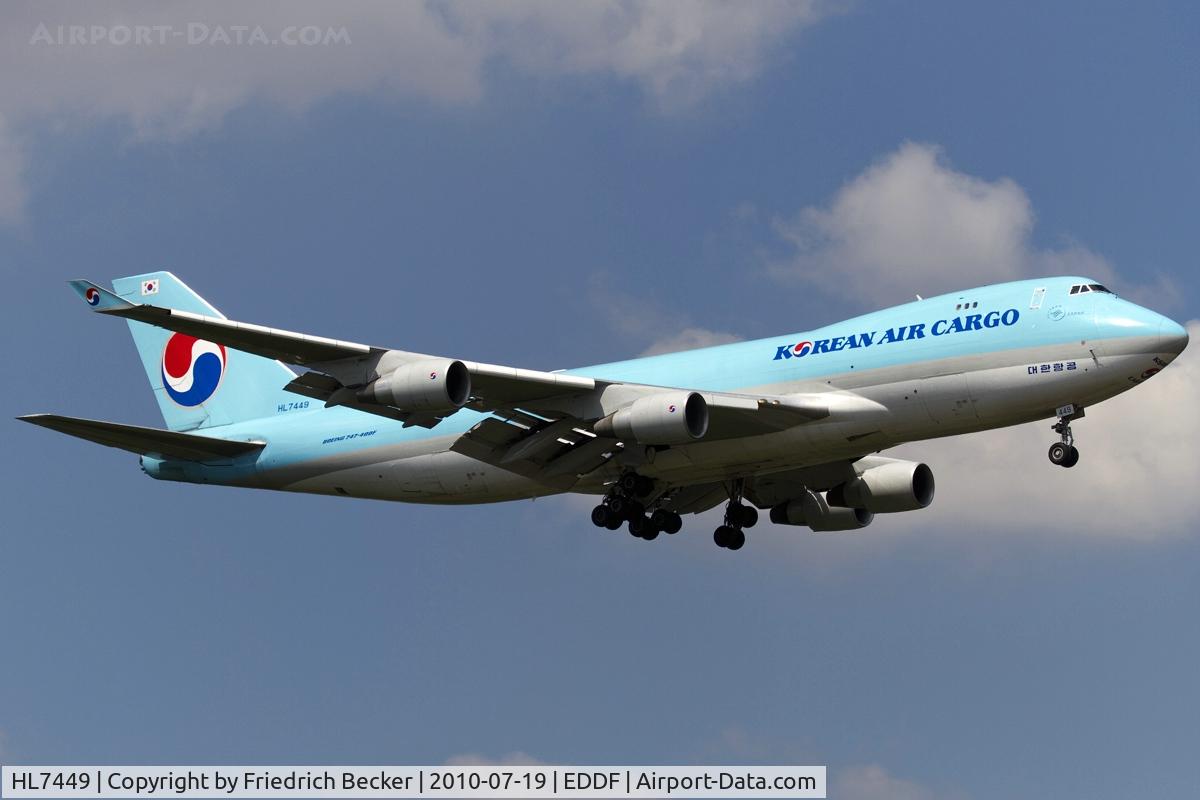 HL7449, 2000 Boeing 747-4B5F/SCD C/N 26411, on final RW07R