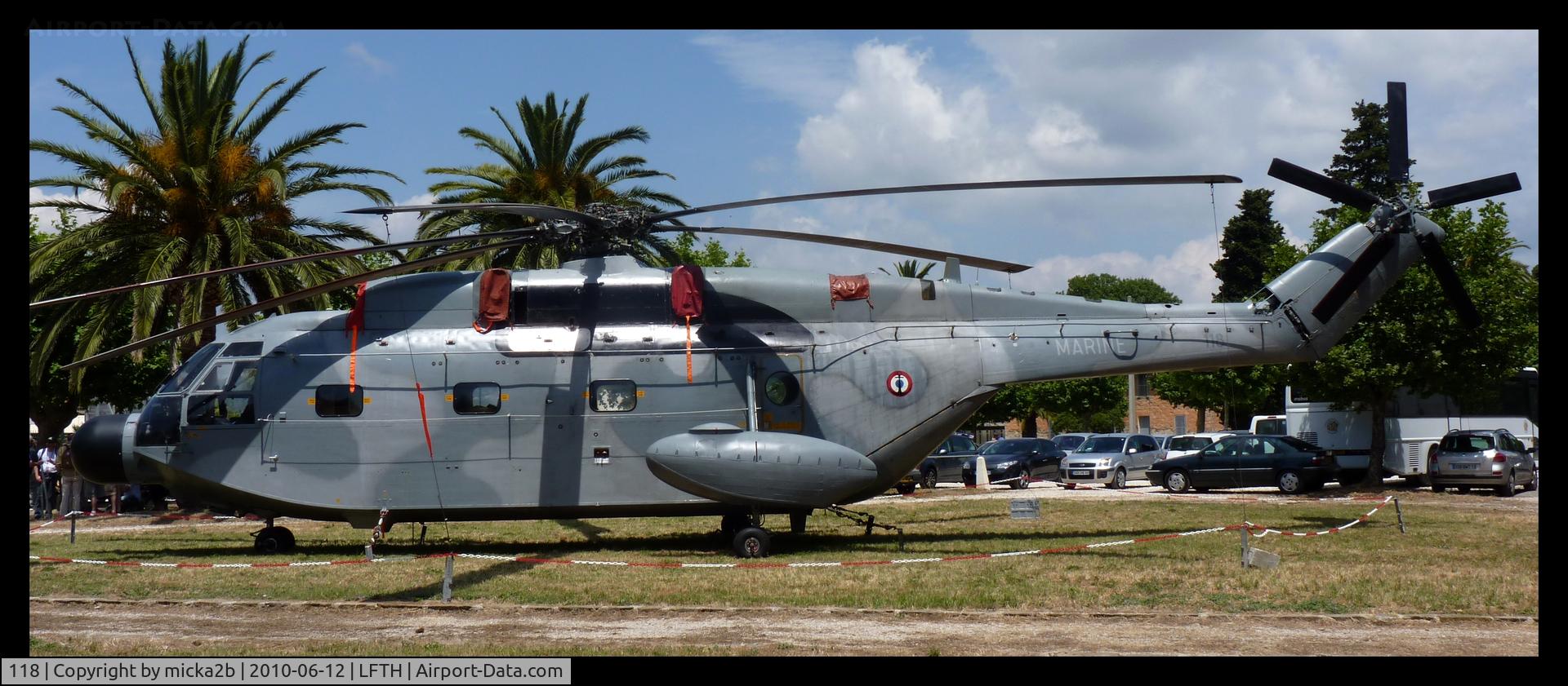 118, Aérospatiale SA-321G Super Frelon C/N 118, Stored.