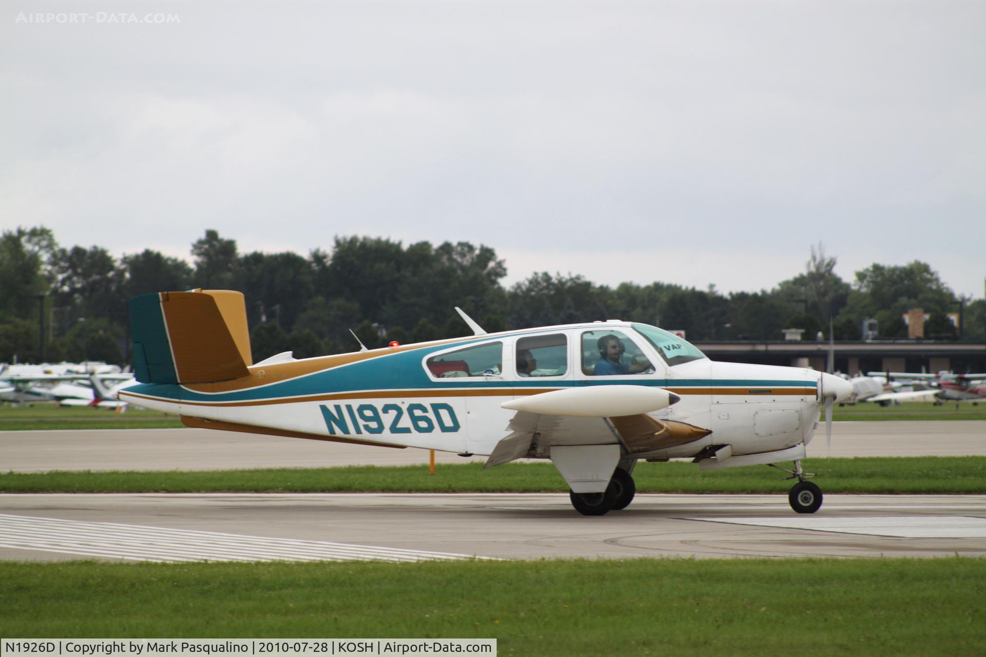 N1926D, 1956 Beech C35 Bonanza Bonanza C/N D-3198, Beech C35
