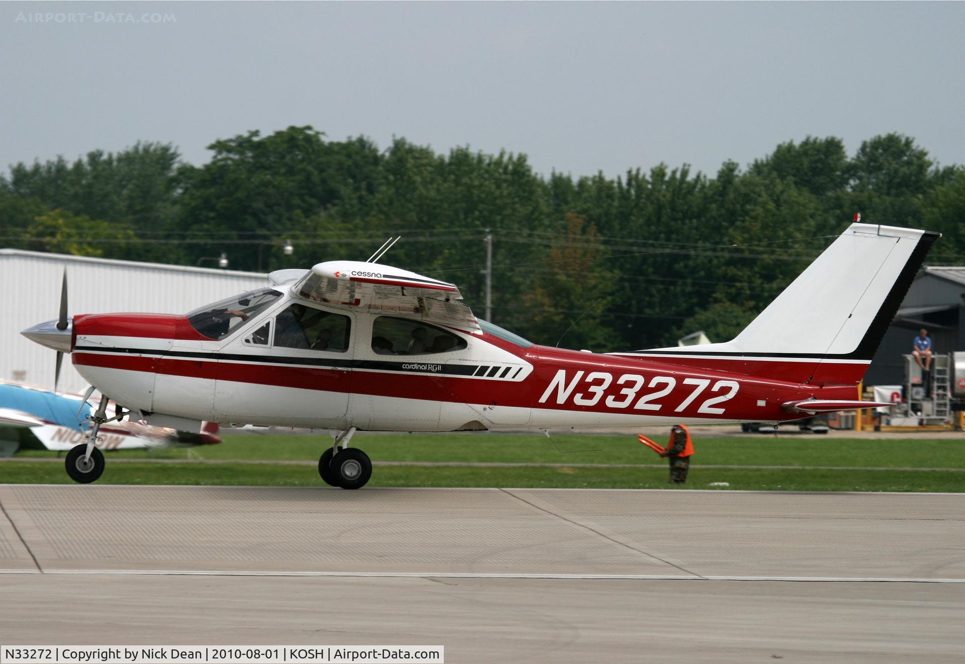 N33272, 1976 Cessna 177RG Cardinal C/N 177RG0938, KOSH