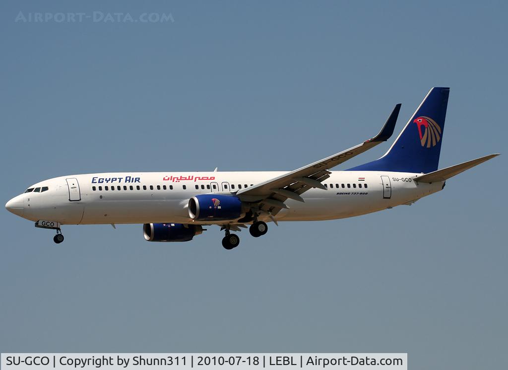 SU-GCO, 2007 Boeing 737-866 C/N 35561, Landing rwy 25R still in old c/s