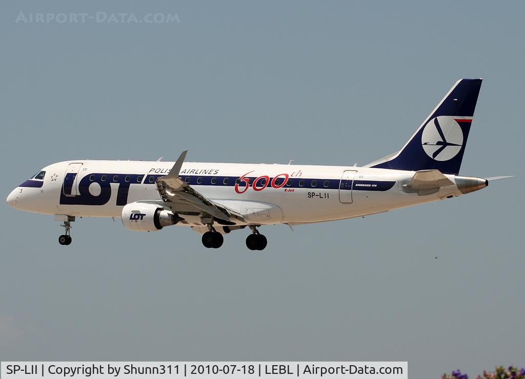 SP-LII, 2009 Embraer 175LR (ERJ-170-200LR) C/N 17000290, Landing rwy 25R... with special 600th ERJ markings