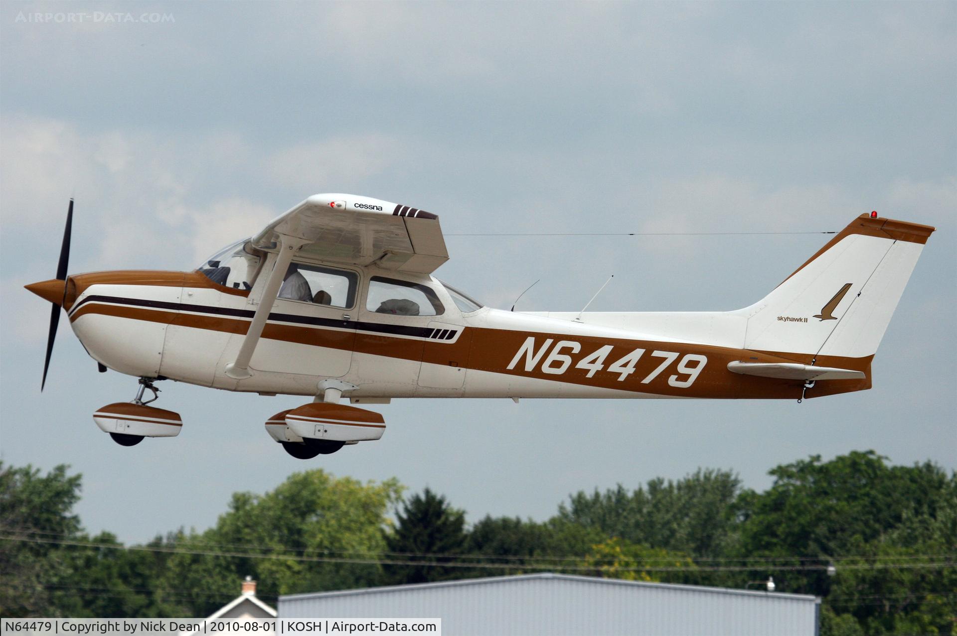 N64479, 1975 Cessna 172M C/N 17265259, KOSH
