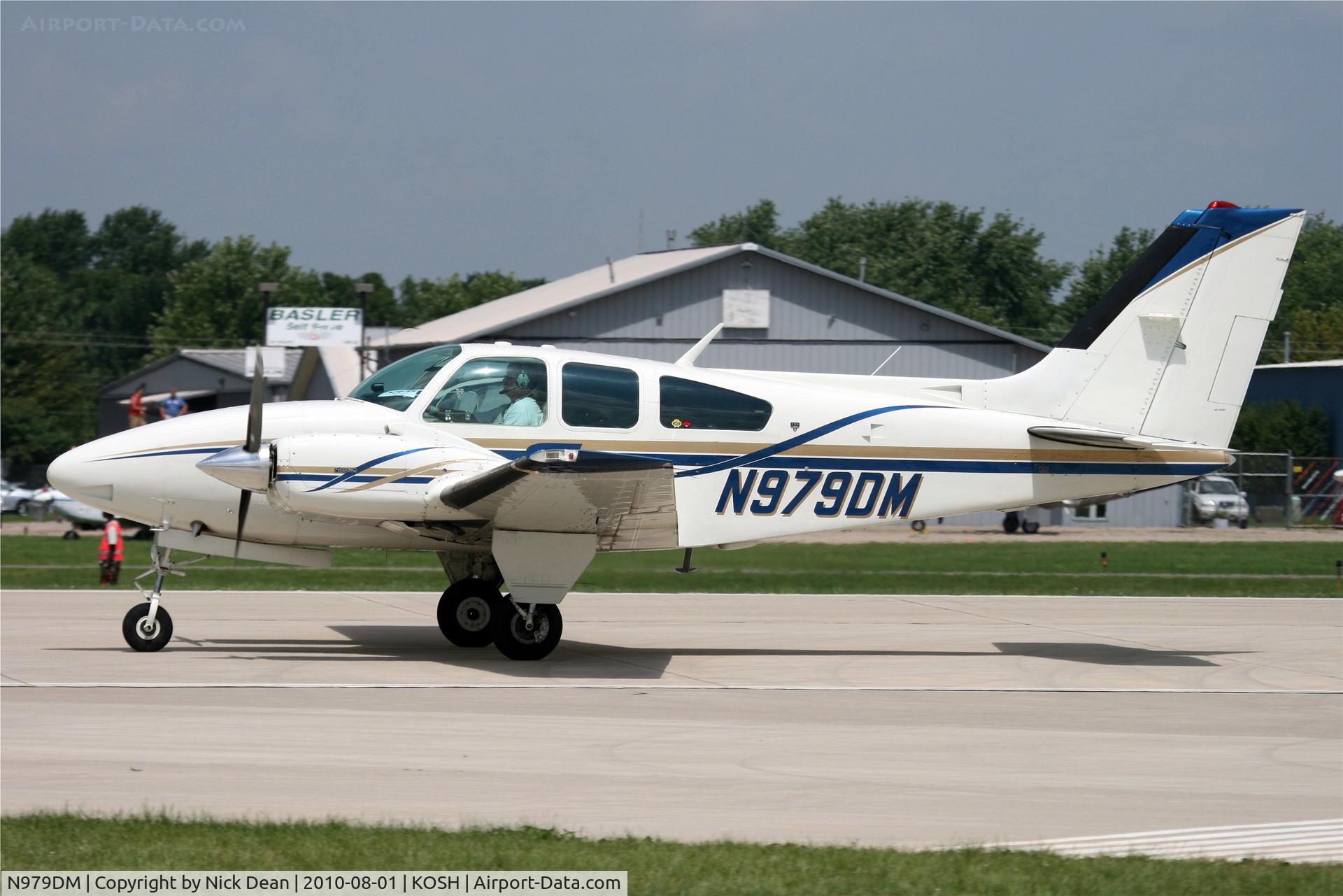 N979DM, 1978 Beech E-55 Baron C/N TE-1132, KOSH