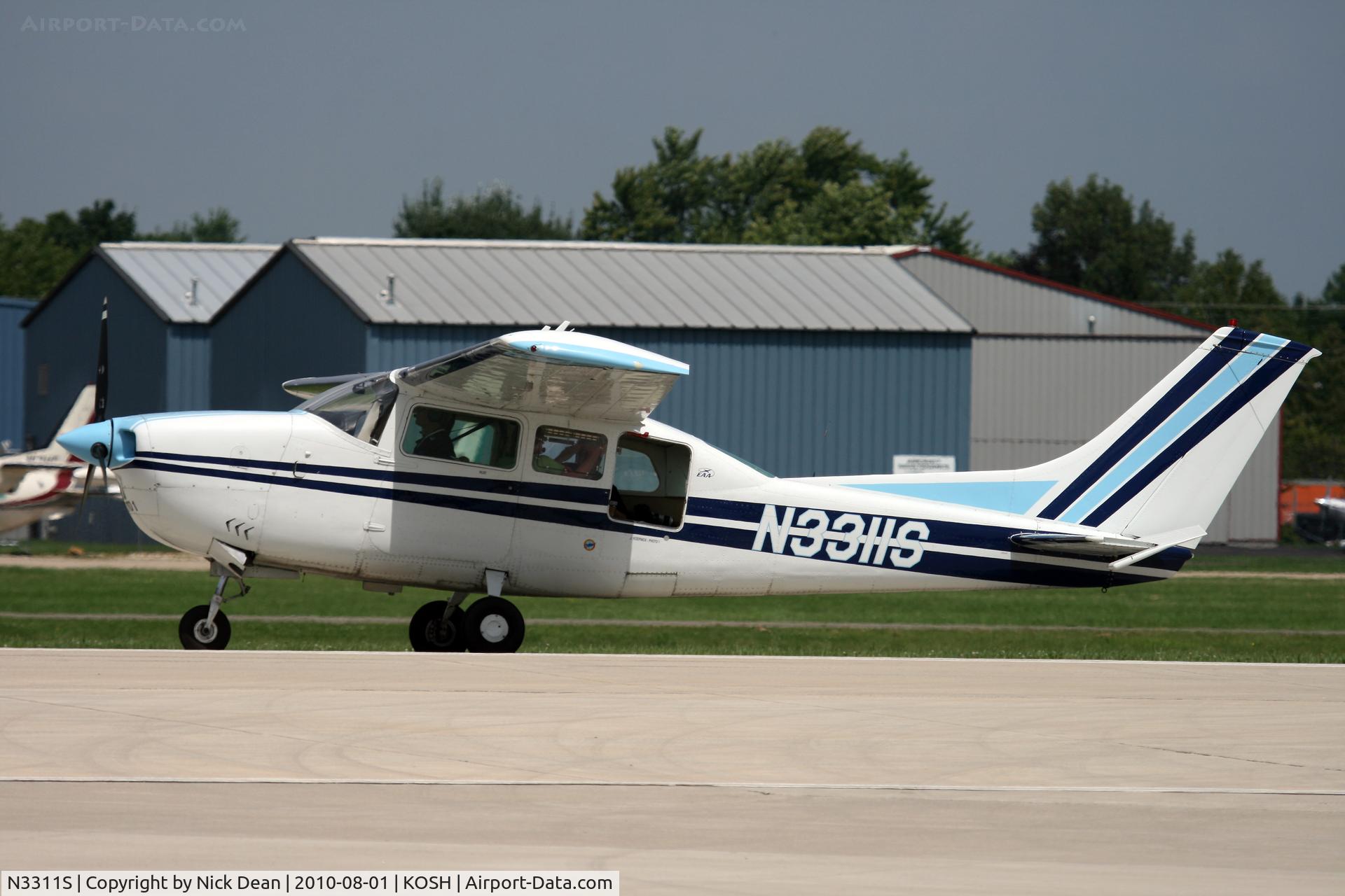 N3311S, 1969 Cessna 210J Centurion C/N 21059111, KOSH