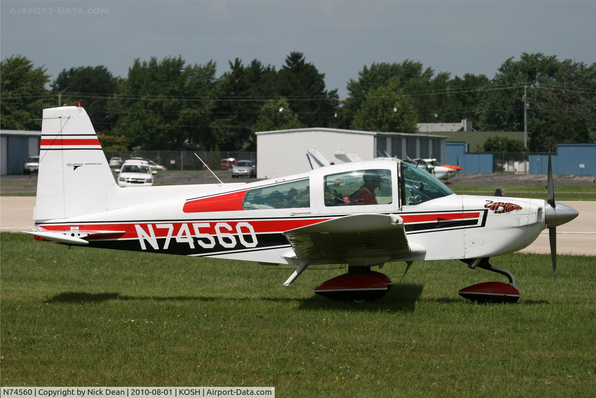 N74560, 1976 Grumman American AA-5B Tiger C/N AA5B-0251, KOSH