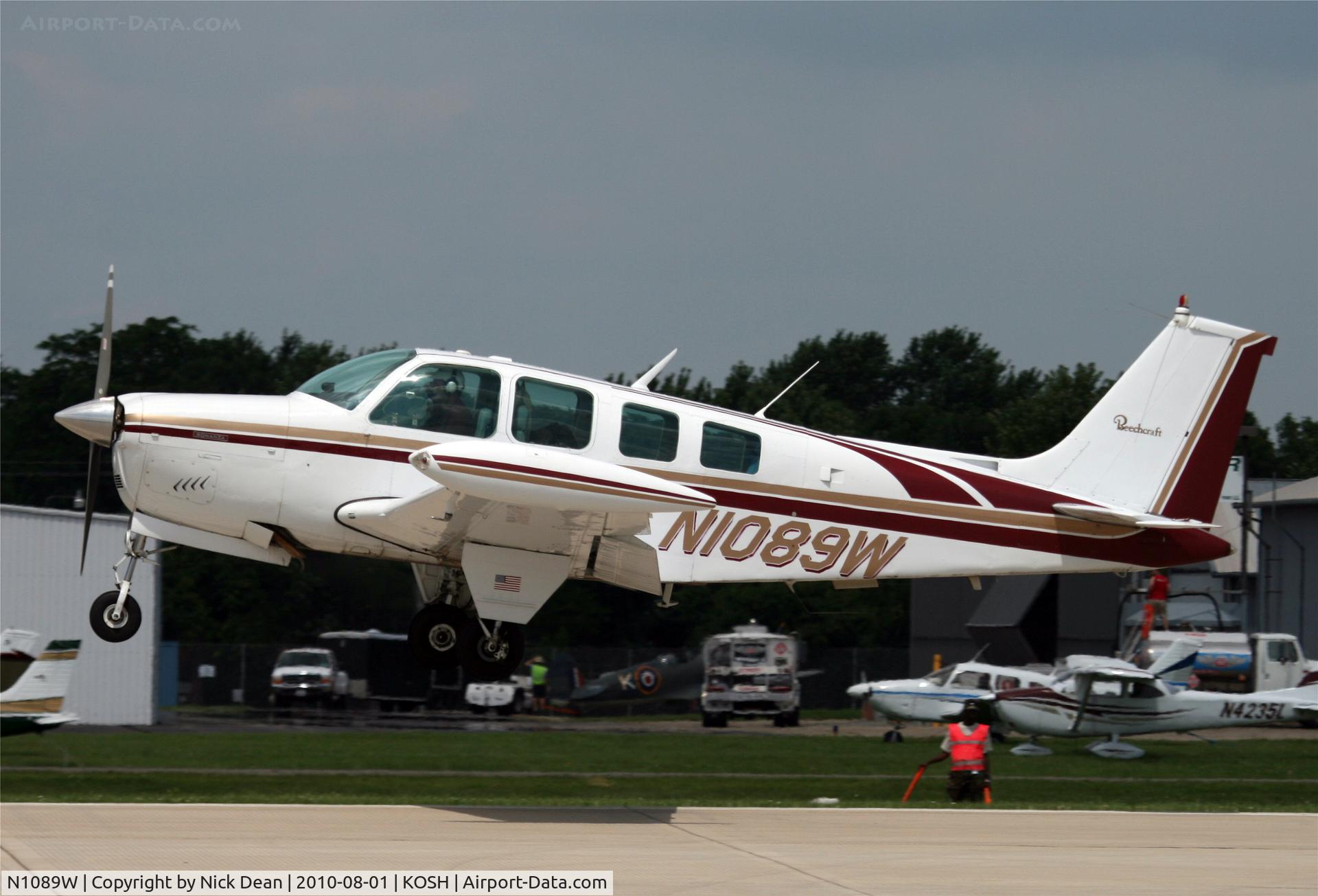 N1089W, 1973 Beech A36 Bonanza 36 C/N E-422, KOSH