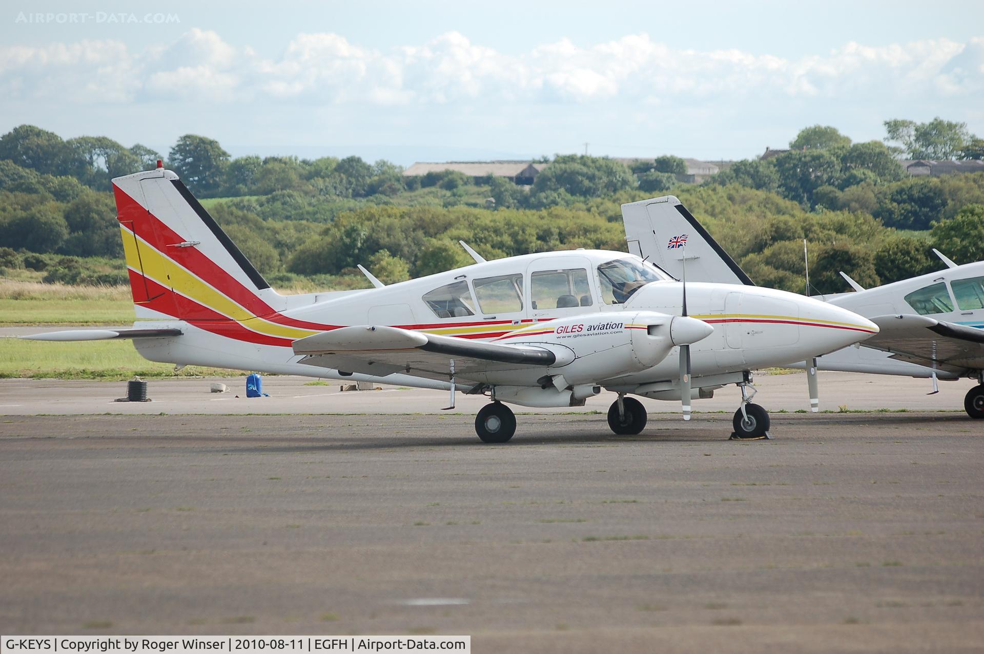 G-KEYS, 1978 Piper PA-23-250 Aztec F C/N 27-7854052, Visiting Piper Aztec of Giles Aviation Ltd.